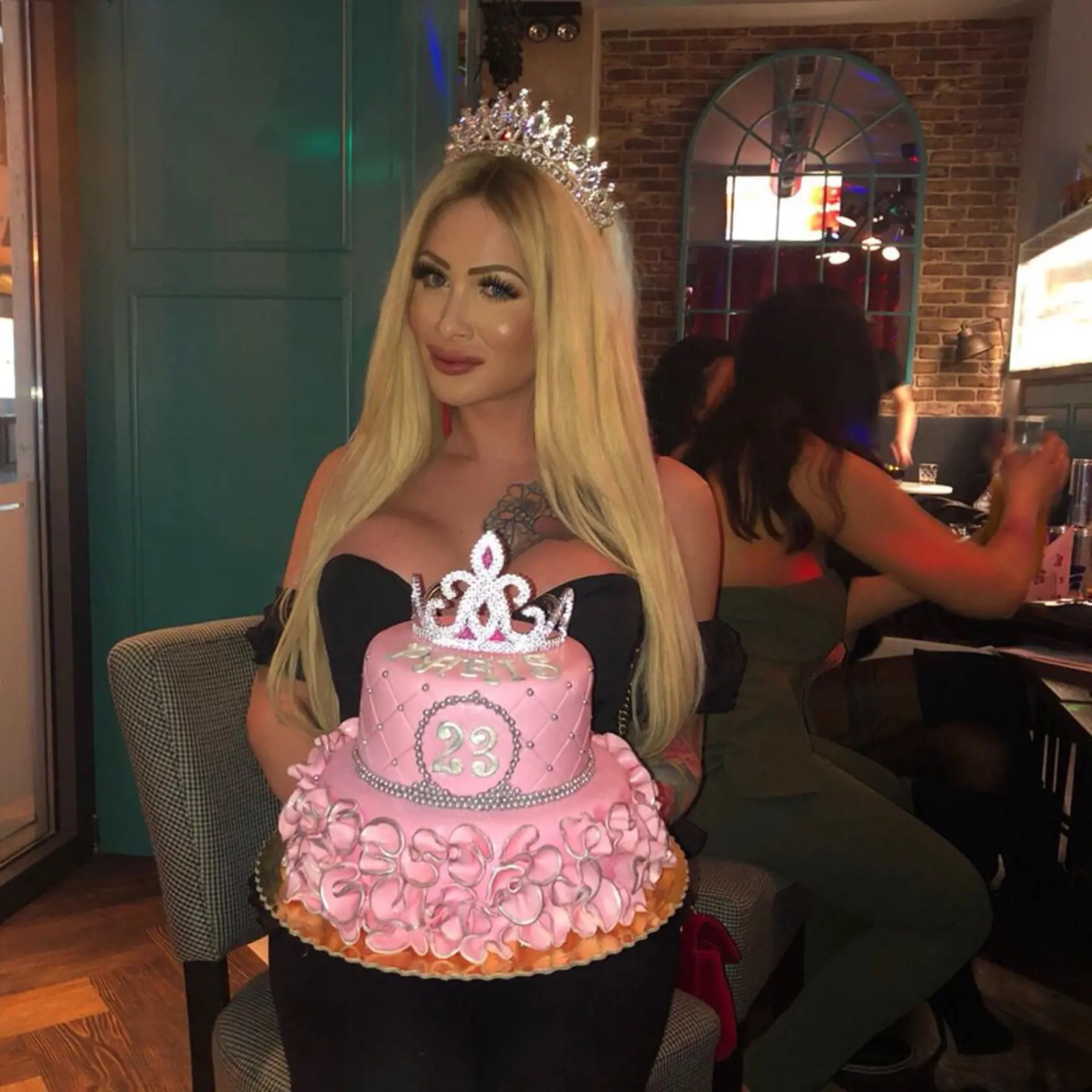 Transexuálna modelka Paris Nemc, keď v roku 2018 oslávila 23 rokov.