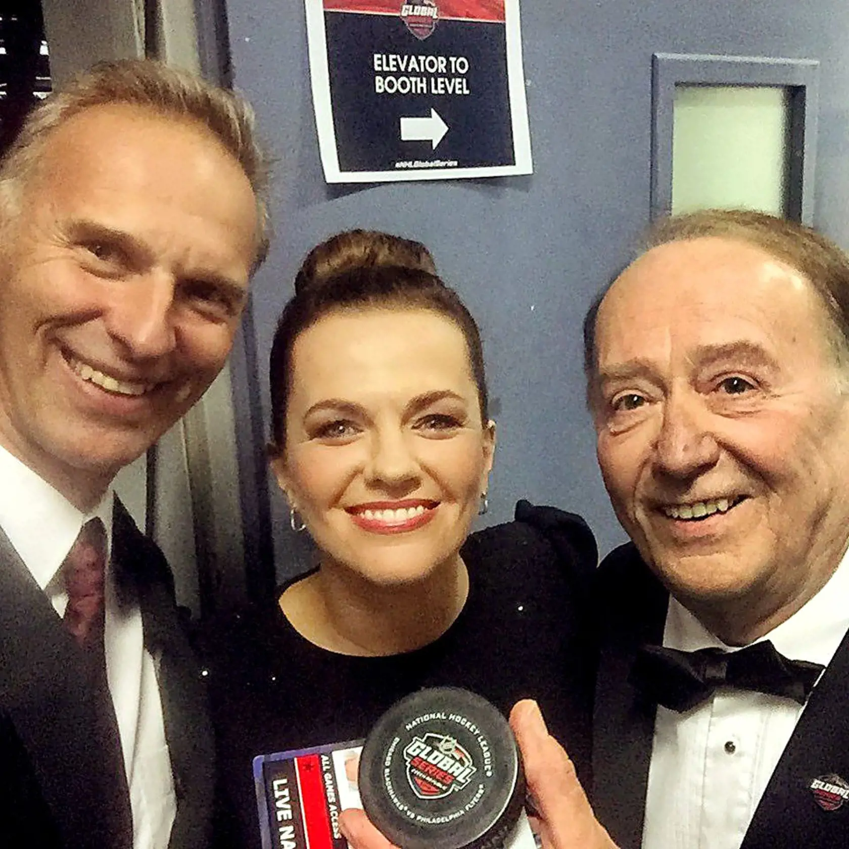 S dcérou z prvého manželstva: Marta Jandová ide v otcových šľapajach, je úspešná speváčka  a známa porotkyňa šou Česko Slovensko má talent.