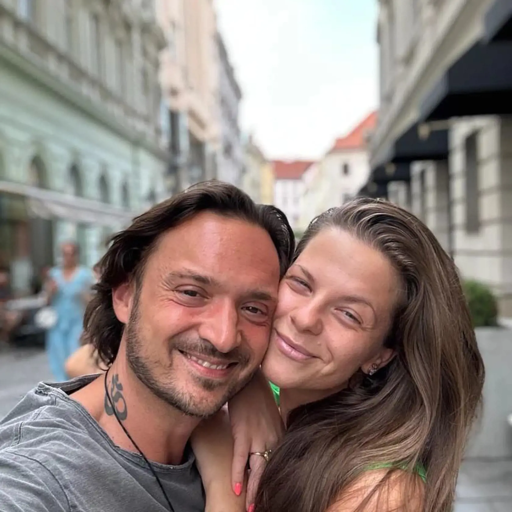 S Veronikou sú manželmi už tri roky.