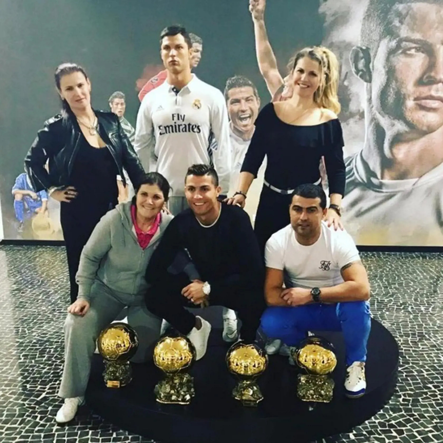 Ronaldov brat Hugo Aveiro bojoval so závislosťami, no jeho slávnejší brat mu pomohol.