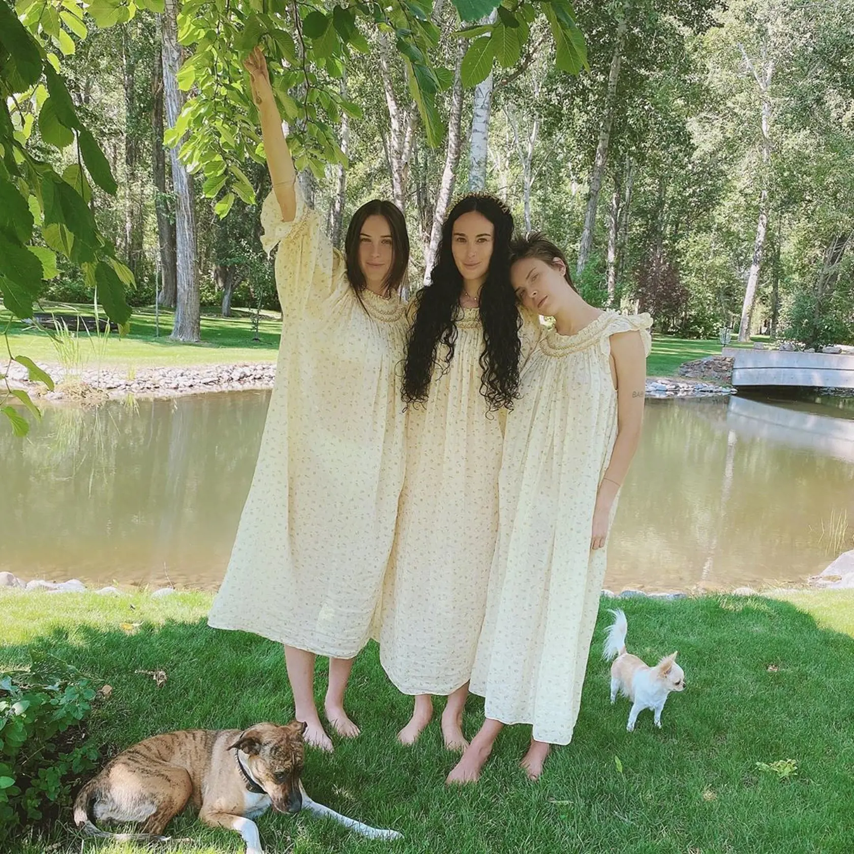 Tallulah Willis, dcéra herca Brucea Willisa, a jej sestry Rumer (32) a Scout (29).