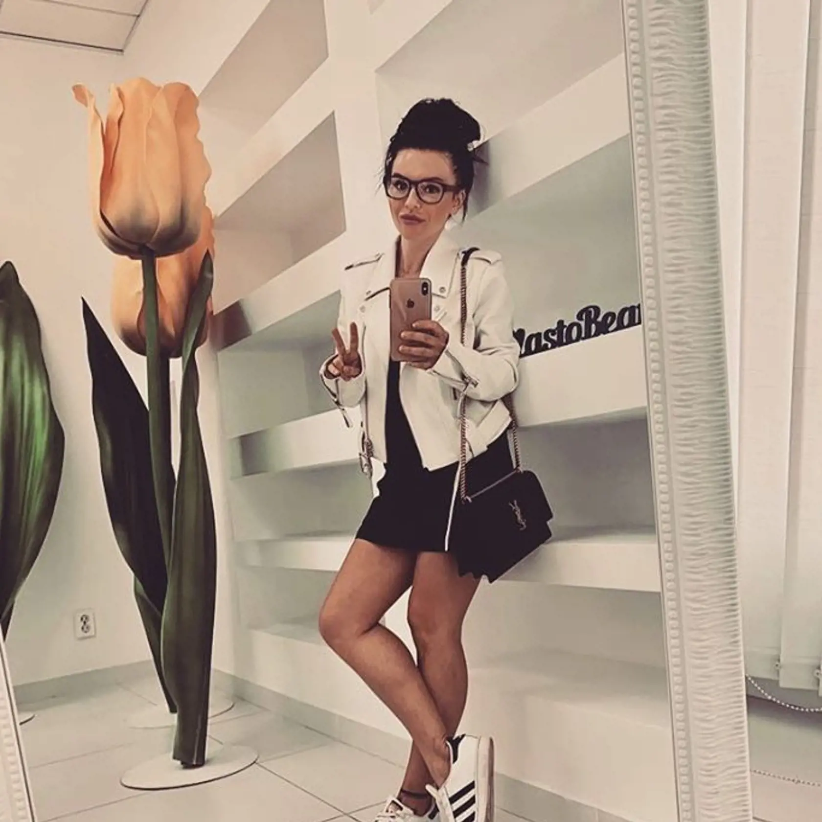 Julia Volkova z lesbického dua TATU.