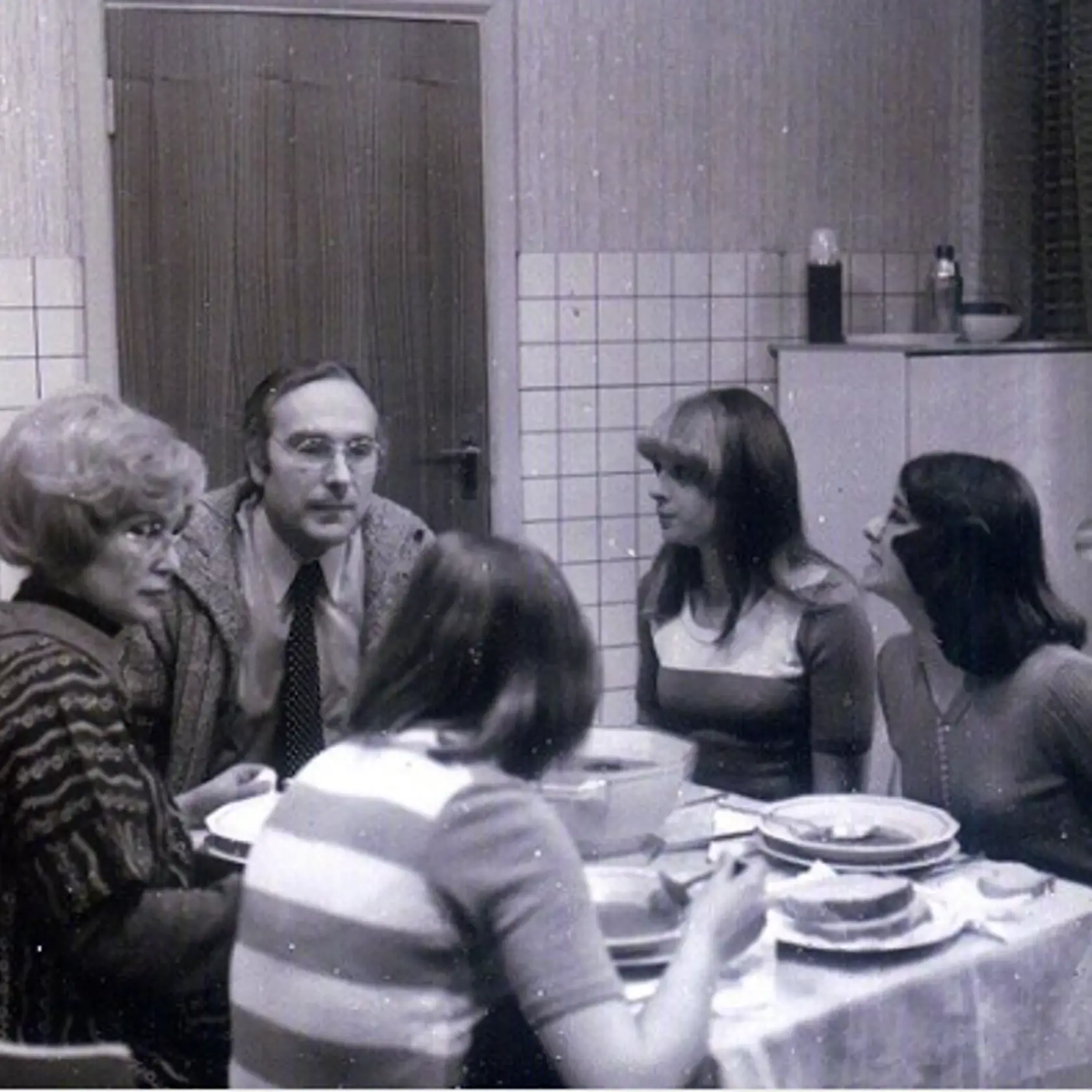 Šediny doktora Ondáka - 1977. Oľga Zöllnerová, Ivan Letko, Zdena Studenková, Darina Chmúrová.
