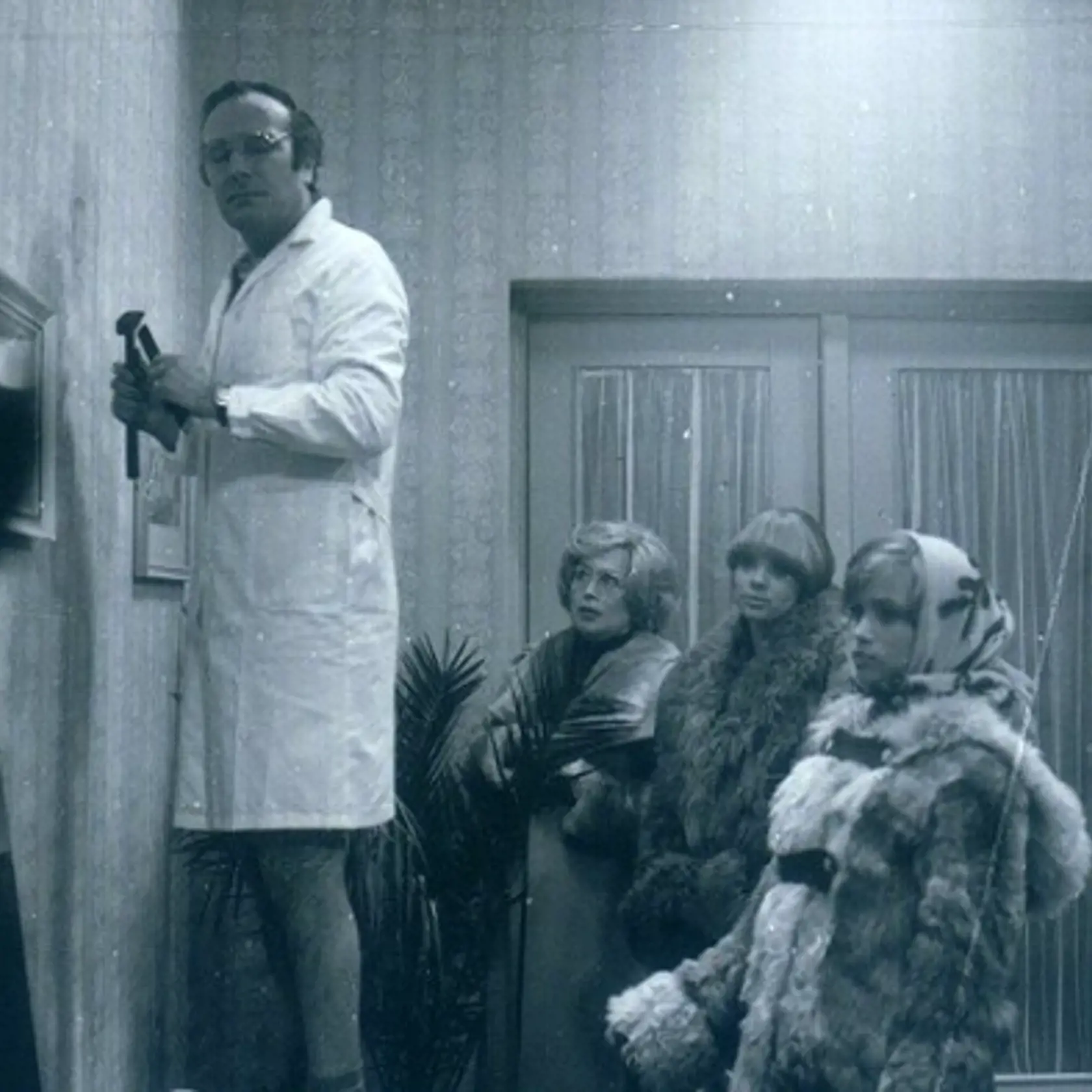 Šediny doktora Ondáka - 1977. Ivan Letko, Oľga Zöllnerová, Zdena Studenková, Jana Nagyová Pulm.