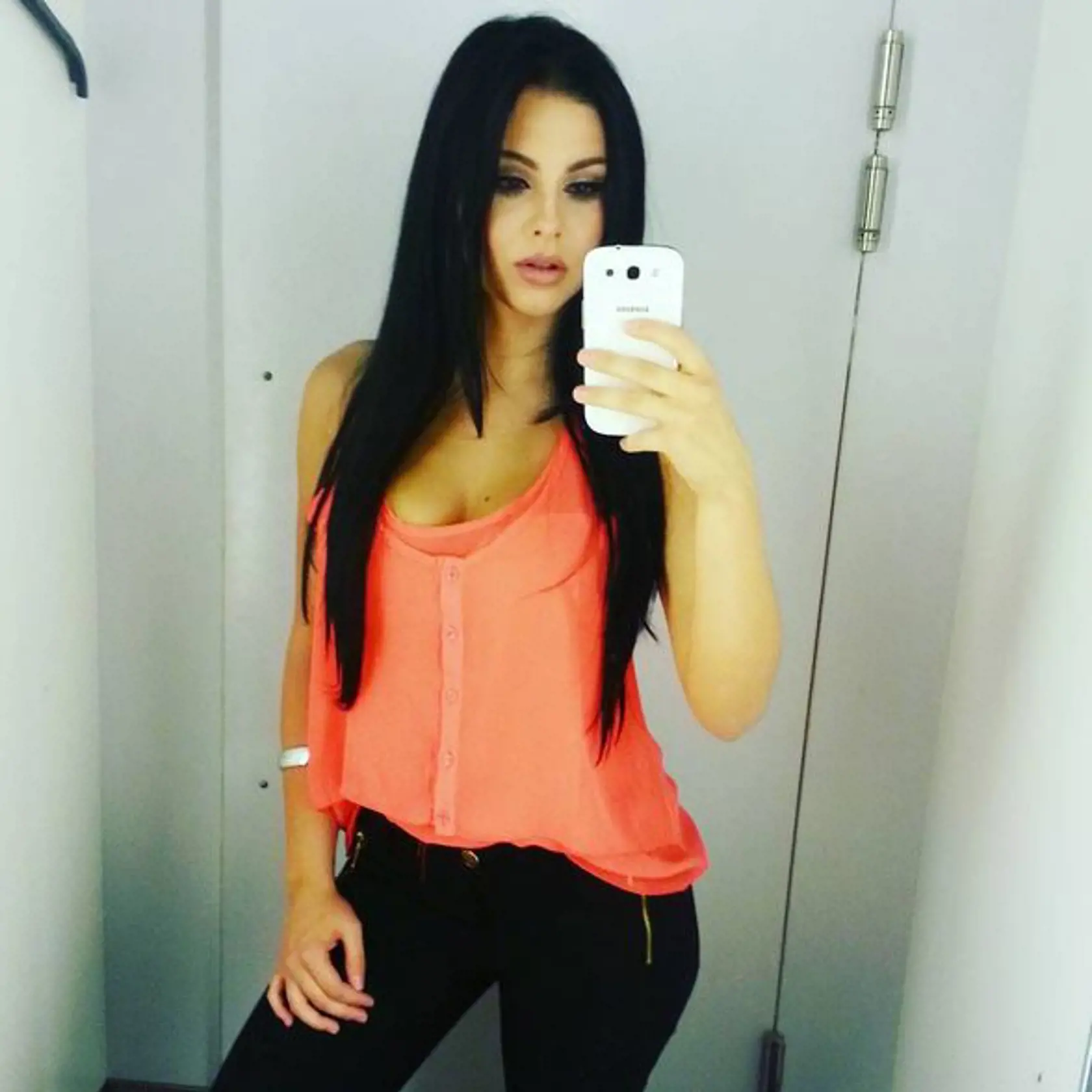 Jana Hrmová: Veľké vnady nemá na každej fotke...