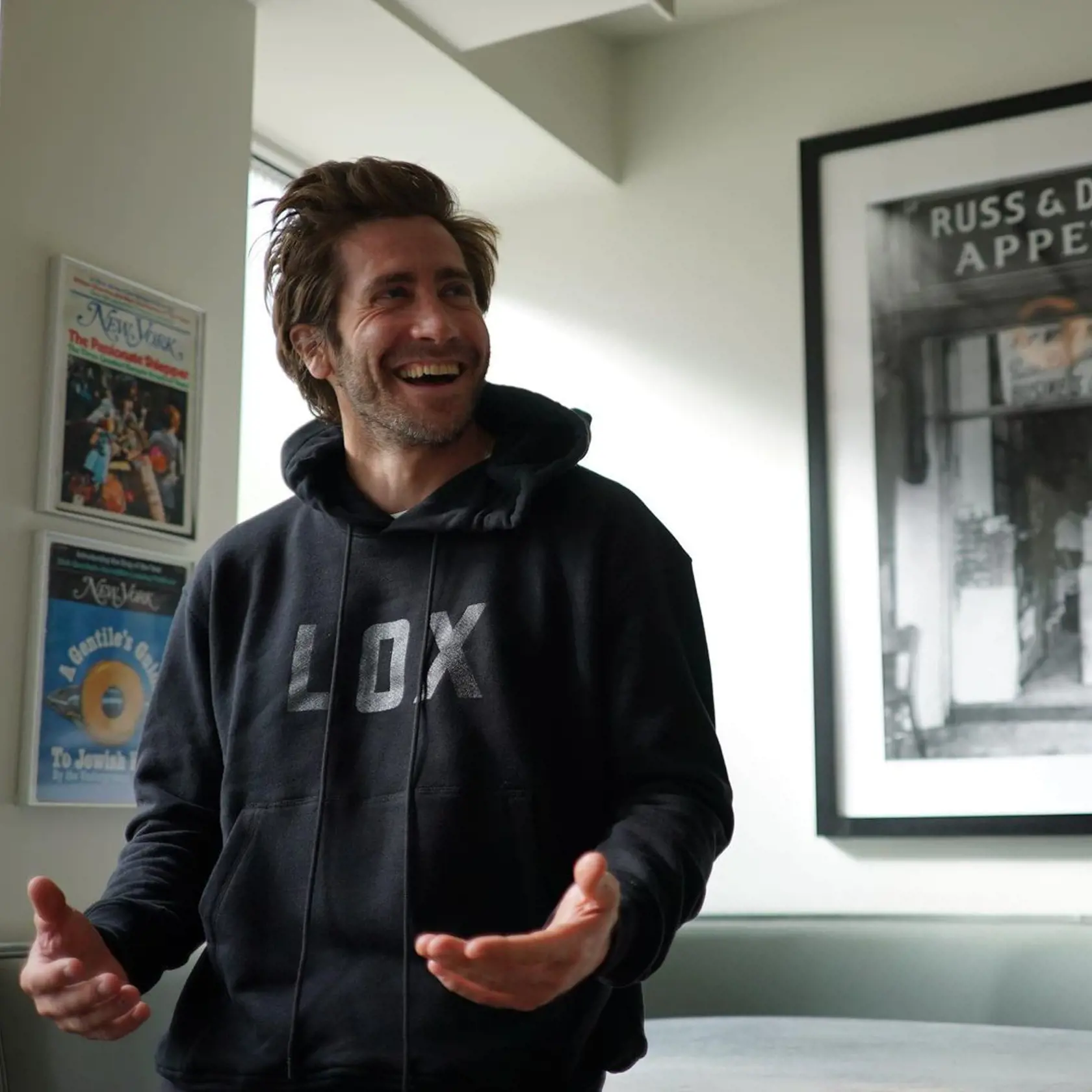 Hollywoodsky herec Jake Gyllenhaal (42) sa v rozhlasovej šou rozhovoril o naozaj ťažkých chvíľach počas nakrúcania snímky Poctivé dievča (2002). Hral milenca krásnej Jennifer Aniston (53) a vo filme nebola núdza o erotické scény.