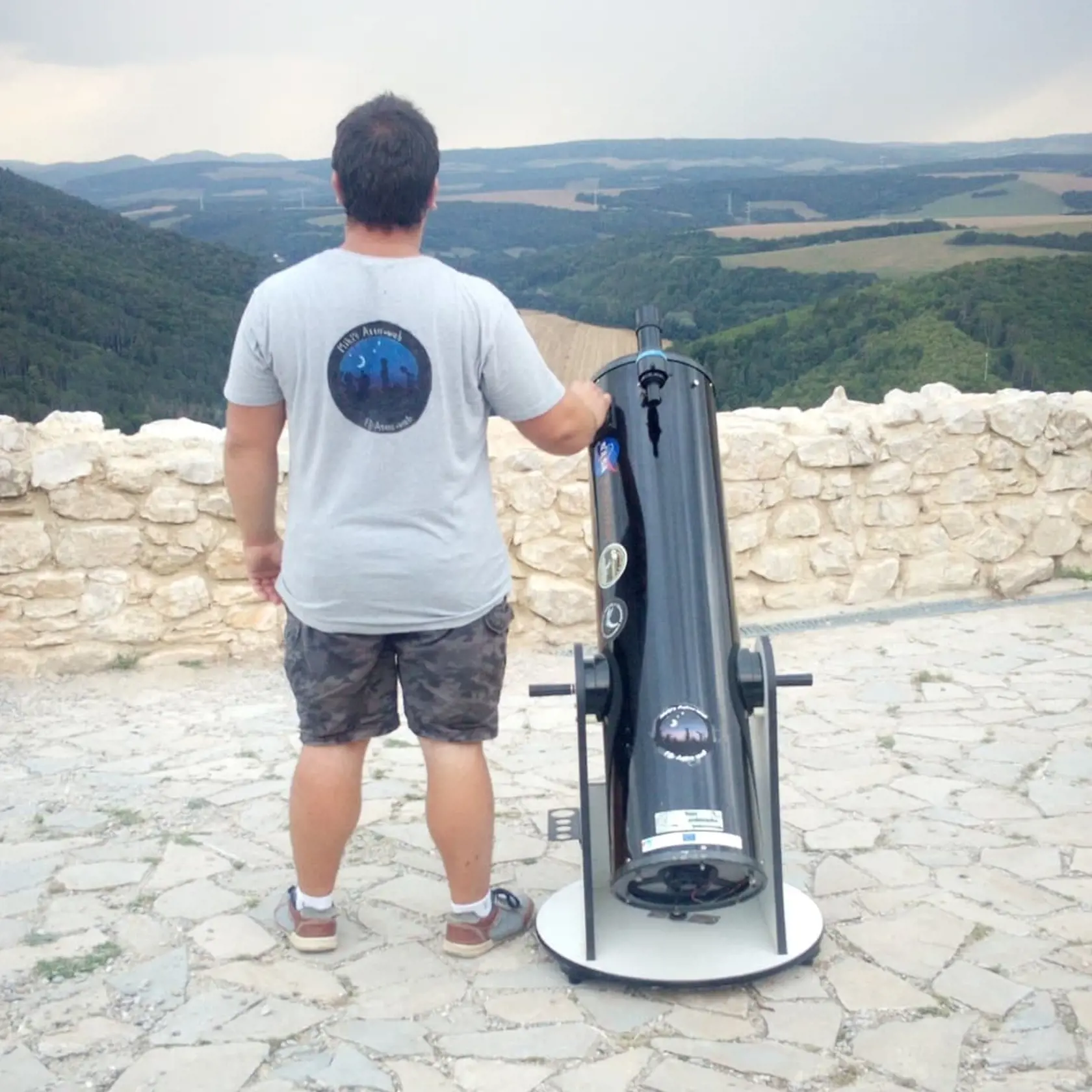 M. Lachký sa venuje pozorovaniu hviezd už 20 rokov a samotnej astrofotografii približne 3 roky.