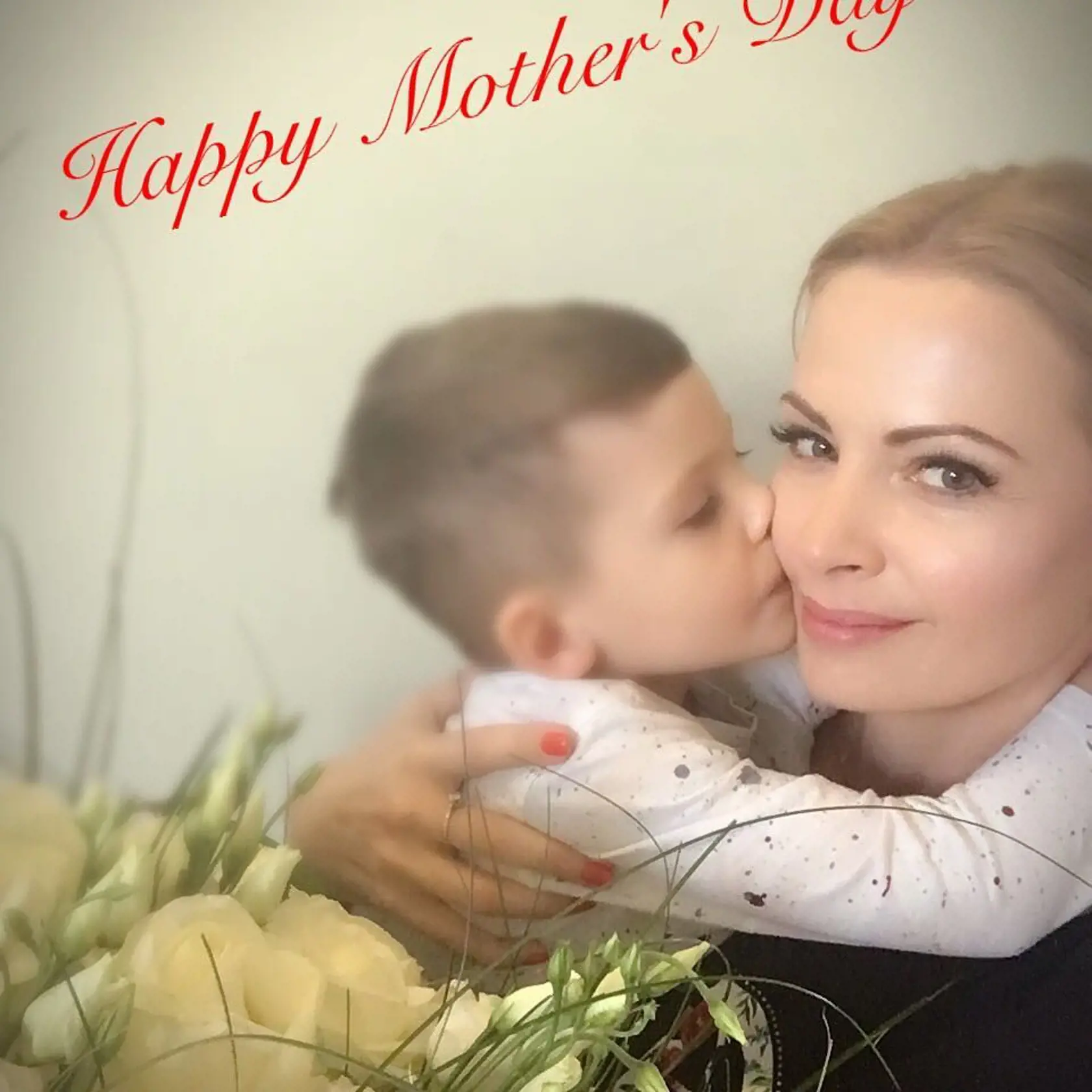 Marianna Ďurianová s malým Romankom. Dnes je už z neho veľký chlap.