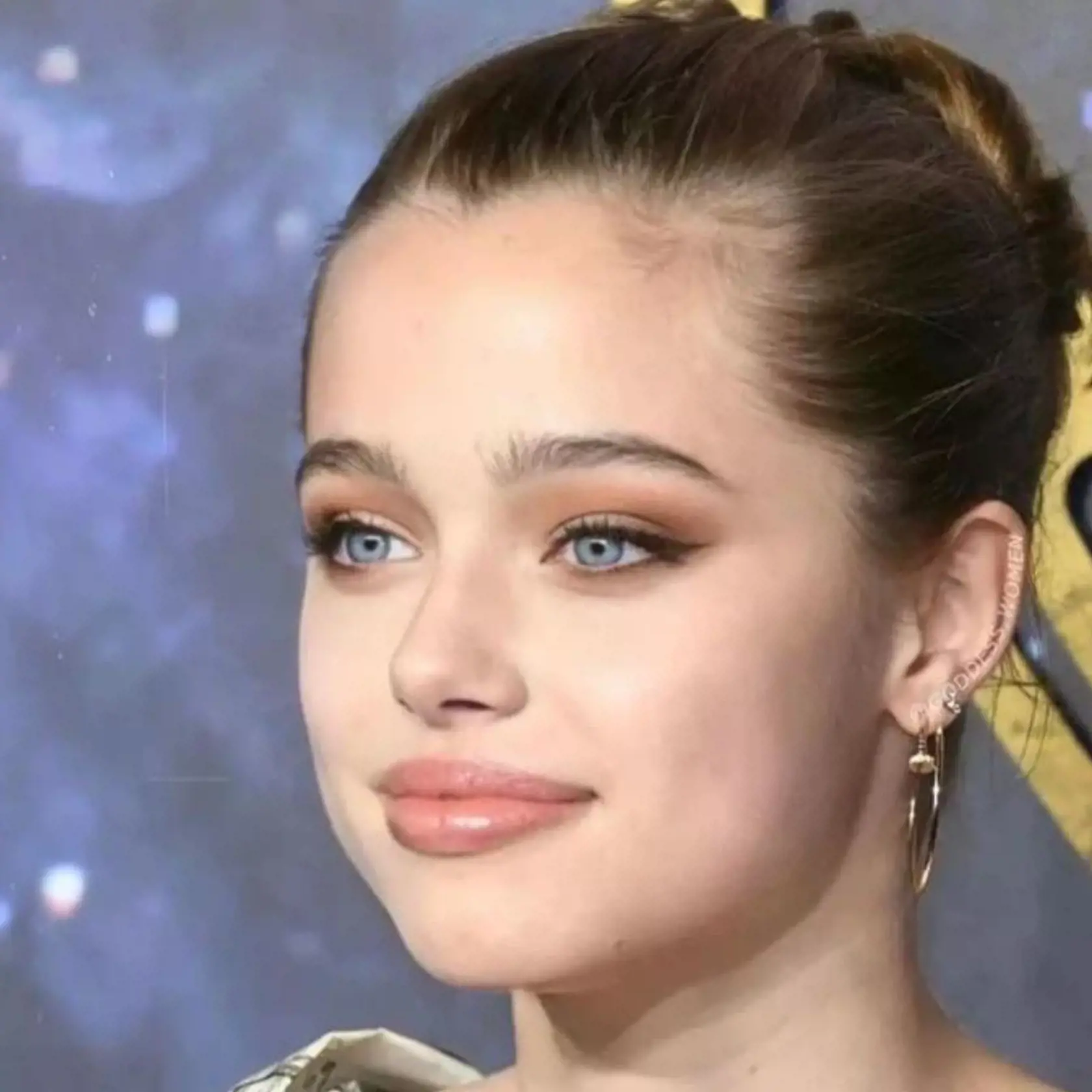 Shiloh Jolie Pitt zdedila krásu po mame Angeline Jolie. Jej vzhľad však momentálne pripomína skôr chlapca. Najnovšie sa totiž nechala vystrihať takmer dohola.