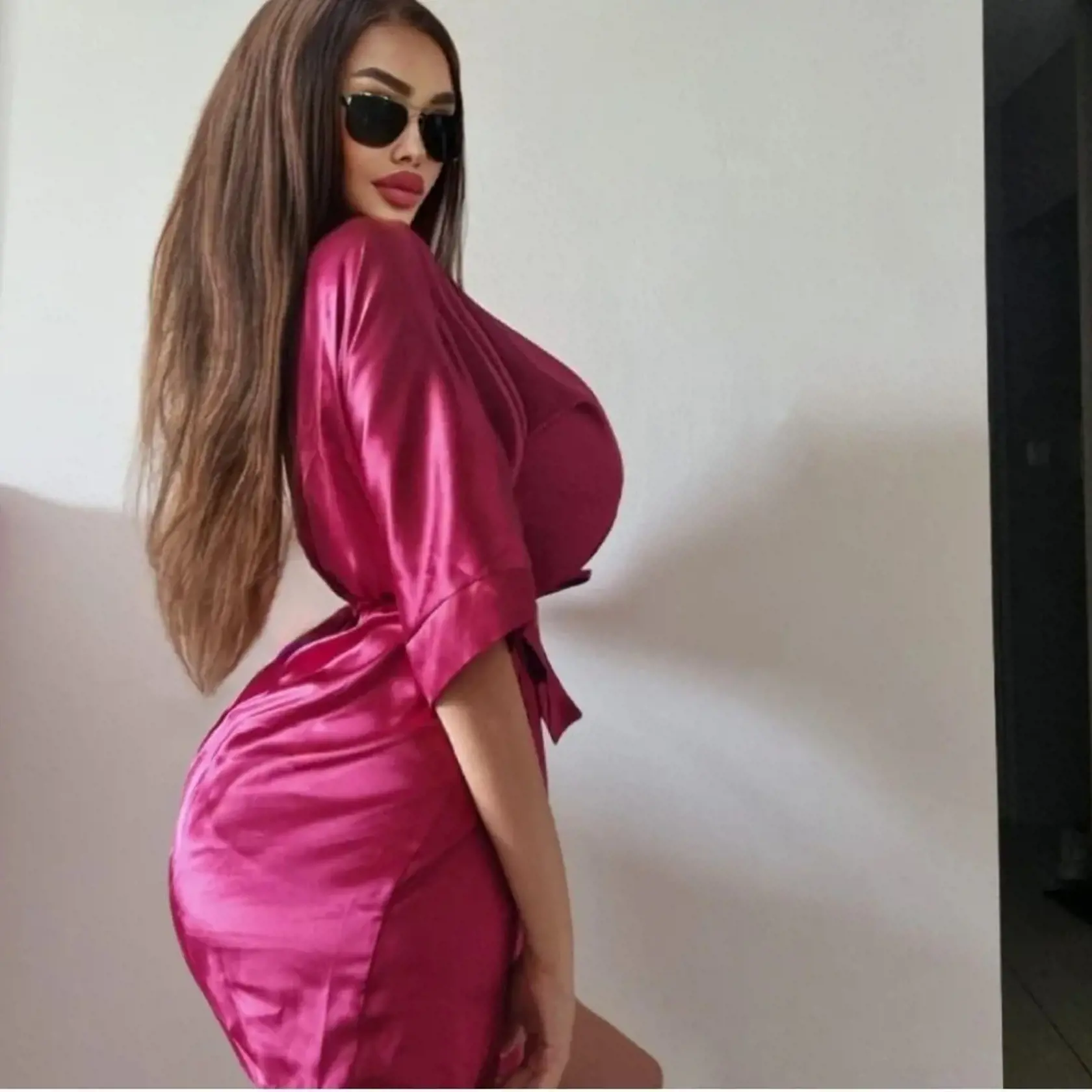 Dokonalo tvarovaný nos či štíhly driek však nie je to posledné, čo jej chýba k úplnej spokojnosti.
