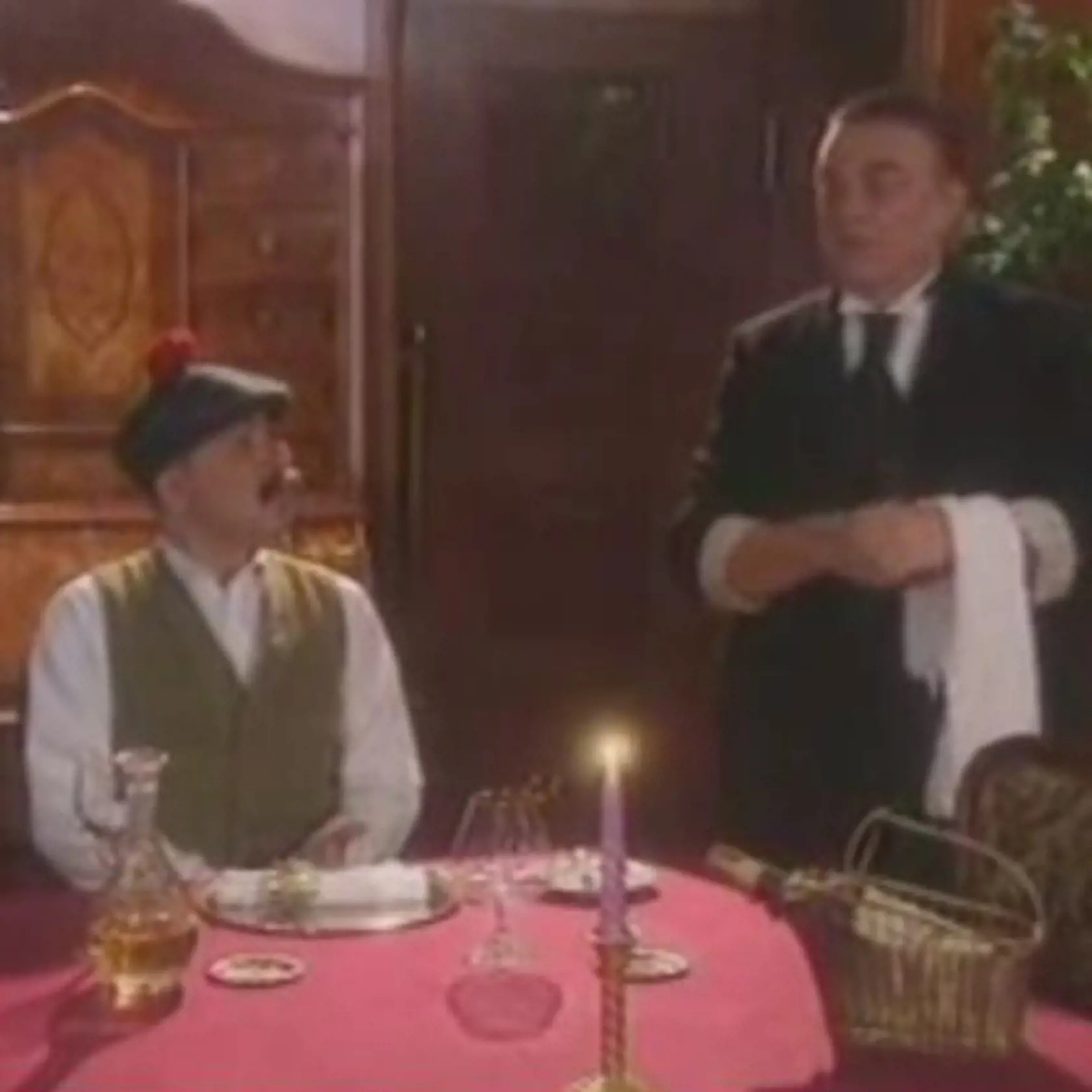 2002: Lord Norton a sluha James