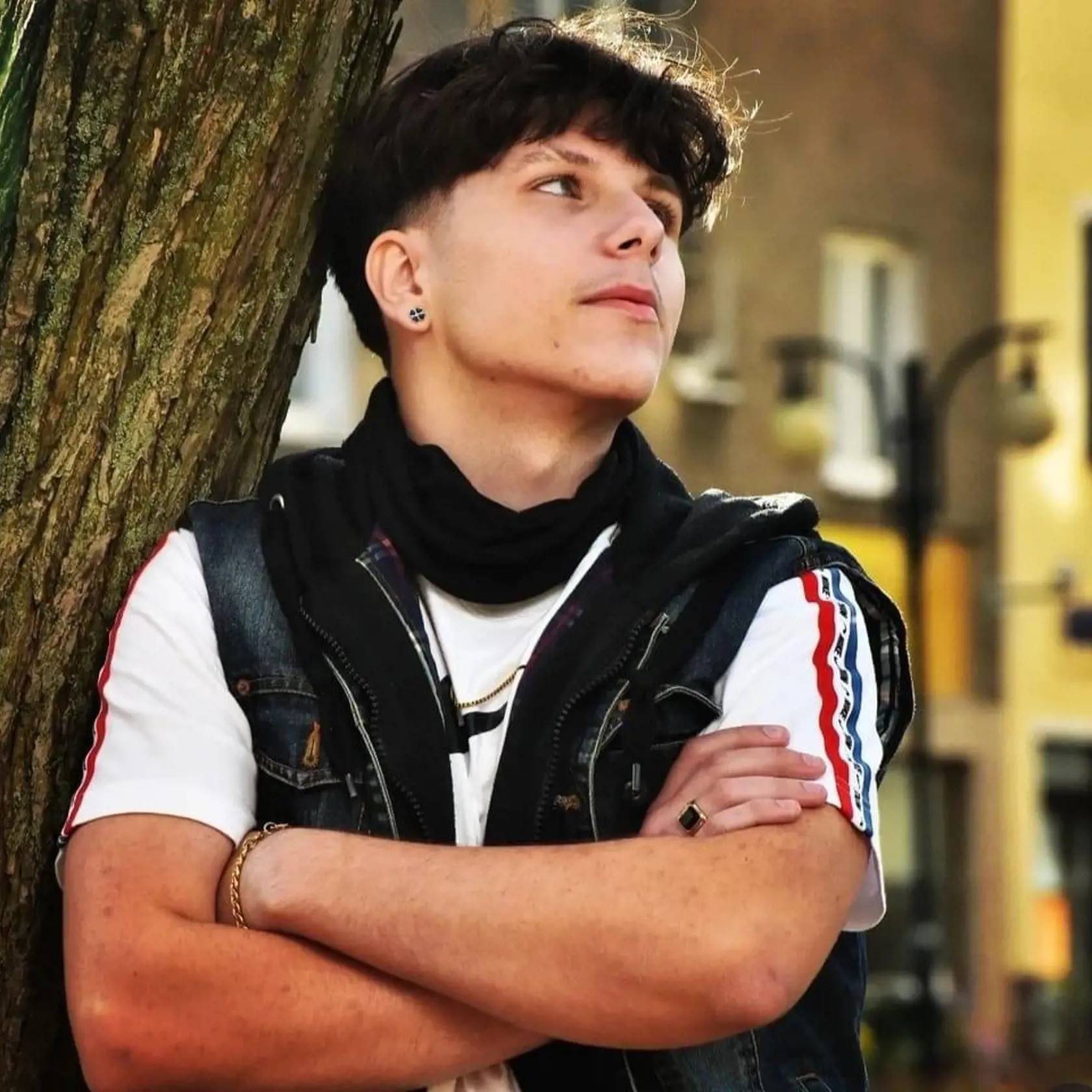 Chcel byť model.