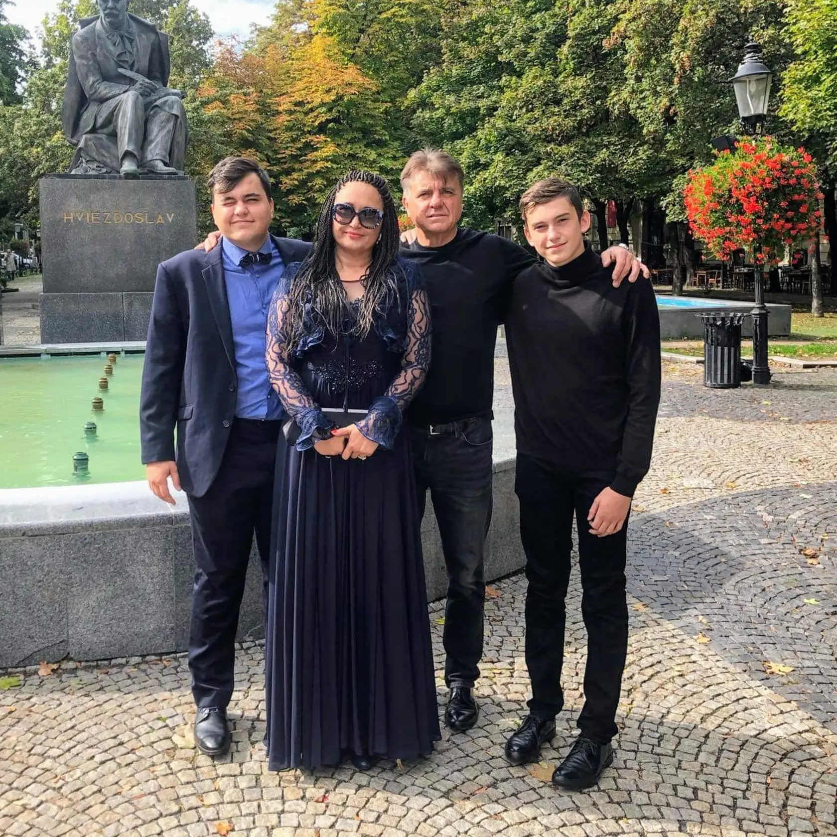 Jakubiskova dcéra Janette so synmi Michalom Miloslavom a Jurajom Tomášom.