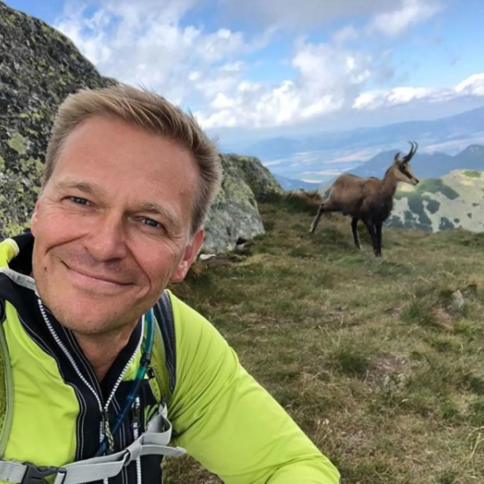 Nikodýmov úžasný selfie záber s vzácnym kamzíkom.