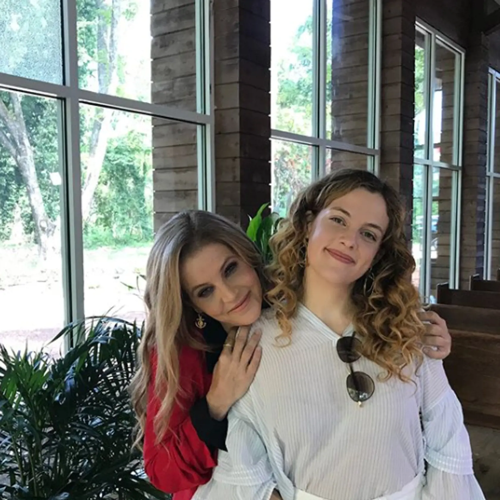 Lisa Marie Presley a jej 33-ročná dcéra Riley.