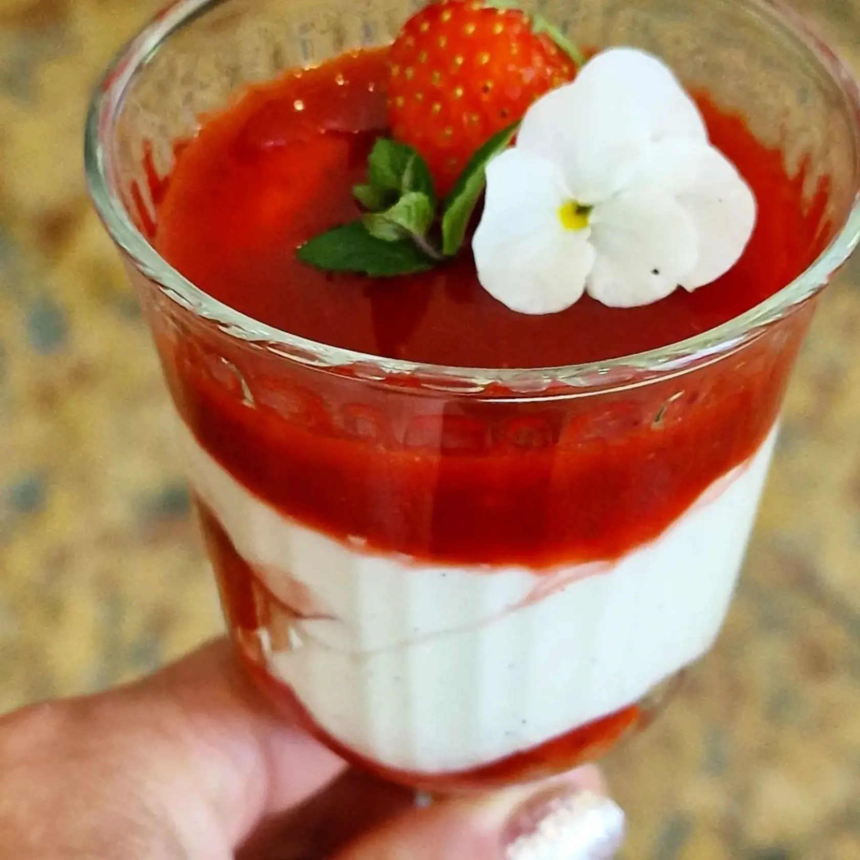 Adrianine jahodové tiramisu