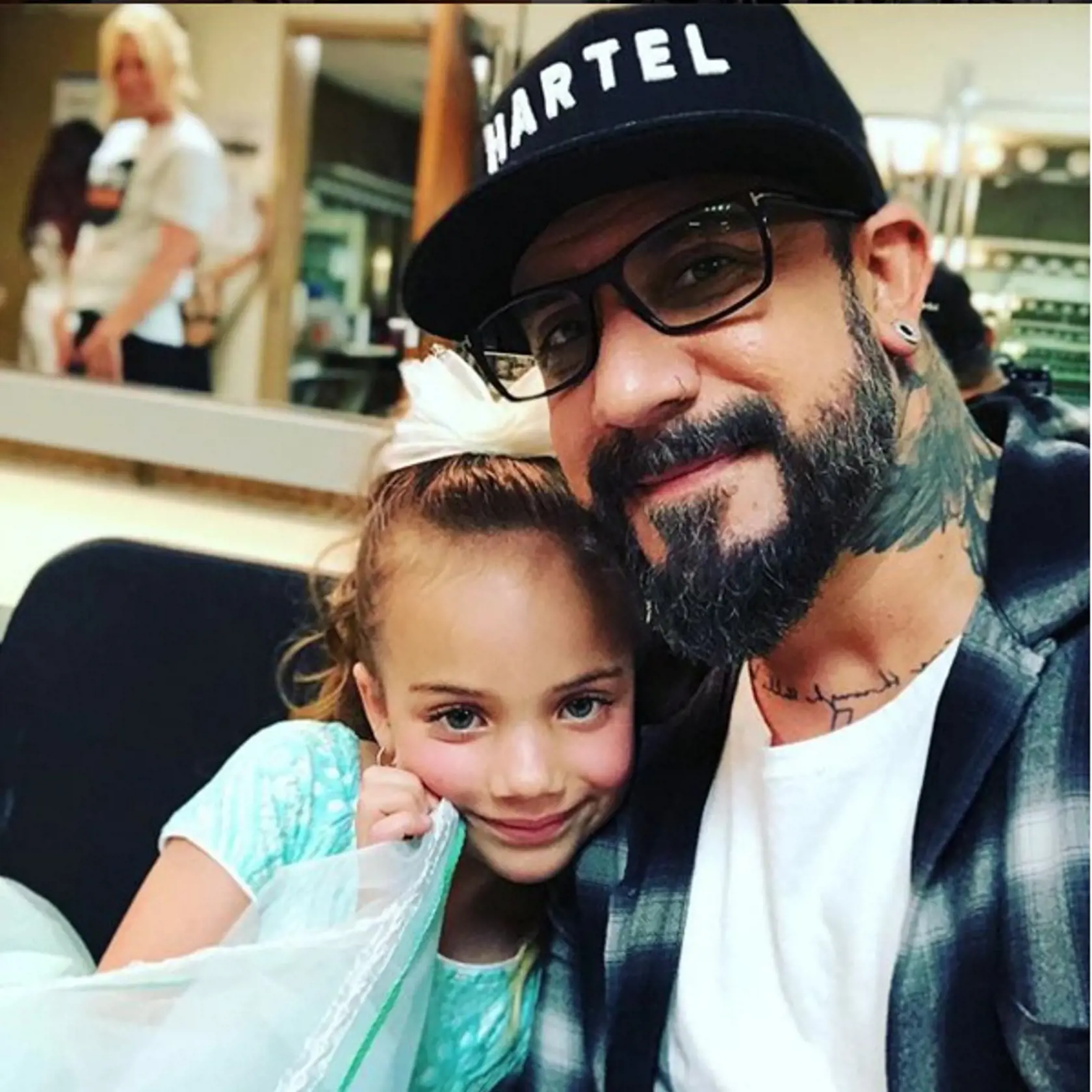AJ McLean s dcérkou Avou (4)