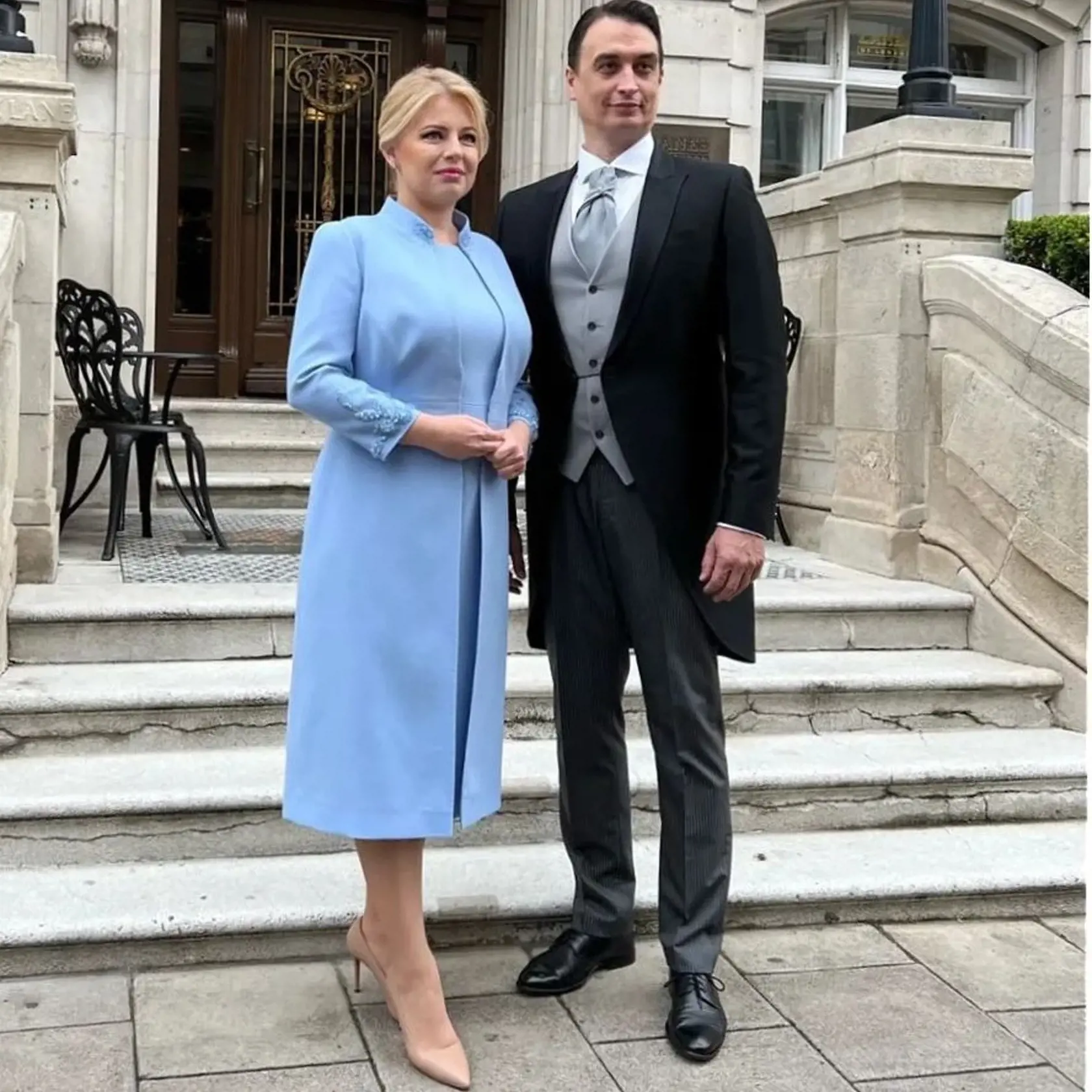Prezidentka Zuzana Čaputová s partnerom Jurajom Rizmanom pripravení na korunováciu kráľa Karola III.