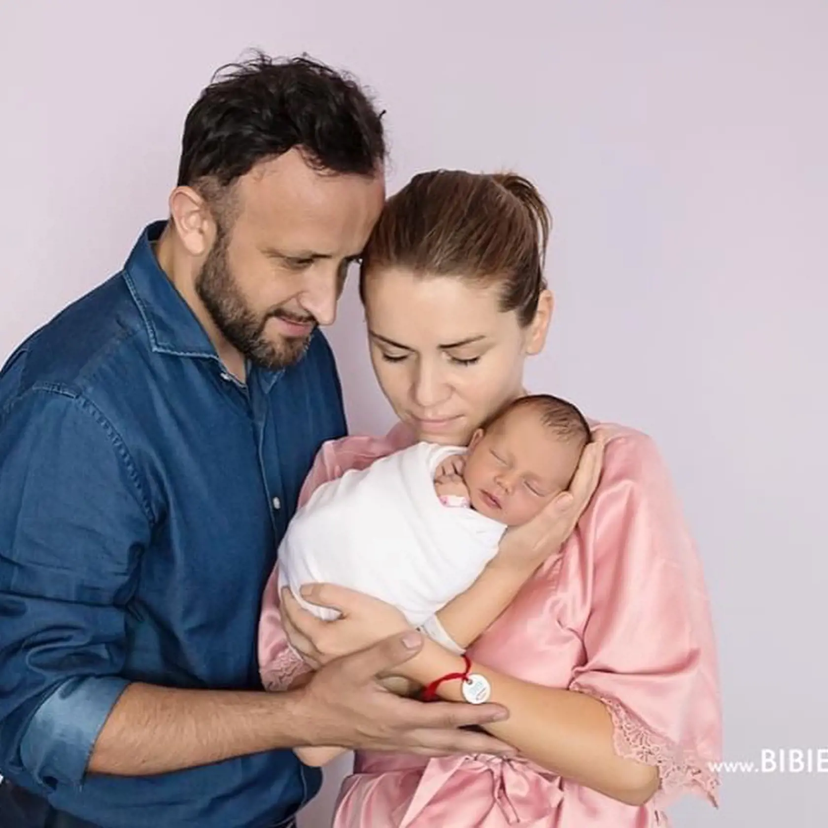 Ondrej Kandráč s manželkou a ich dcérkou Máriou