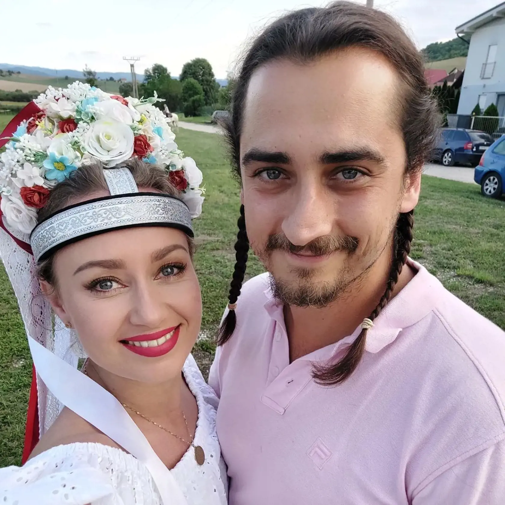 Natália a Michal sa stanú v decembri rodičmi dievčatka. "Chceli sme sa vám pochváliť, že prišiel pre nás ten čas. Prišiel bocian a priniesol nám Bubinku. Takže už sme Kuki a Bubi a Bubinka. Mikuláš tohtoročný nám prinesie malú šamanku."