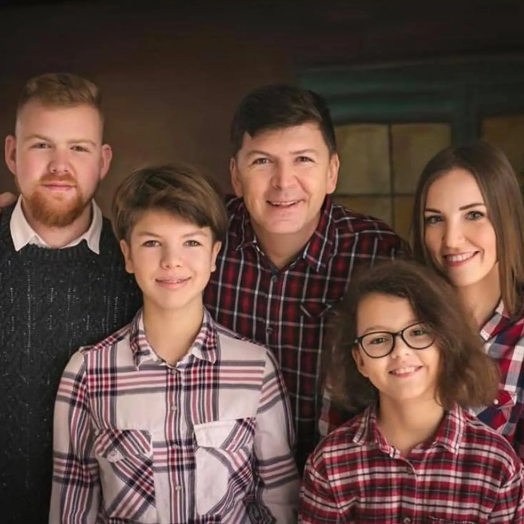 Andrejove deti už poriadne vyrástli. Vpravo je jeho mladučká partnerka Michaela.