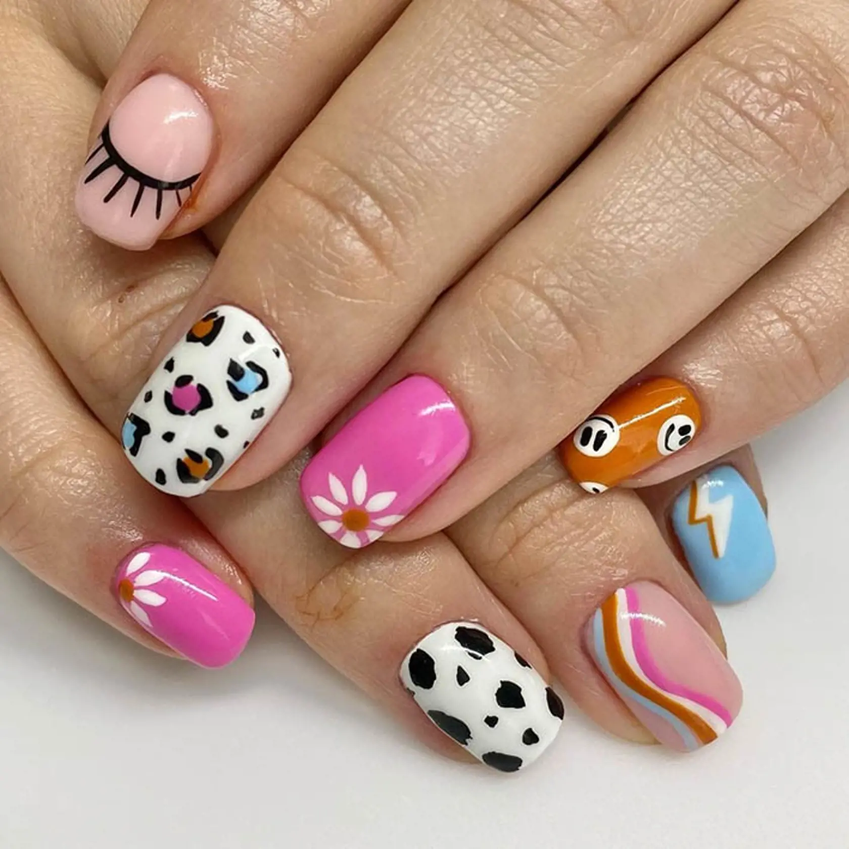 @nailartbyamyblair