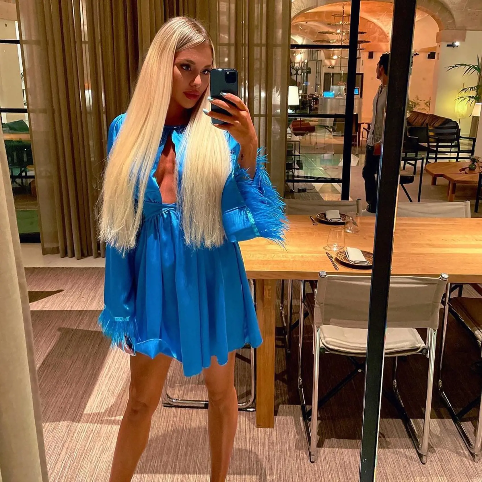 laura vizváryová je poriadna sexica.
