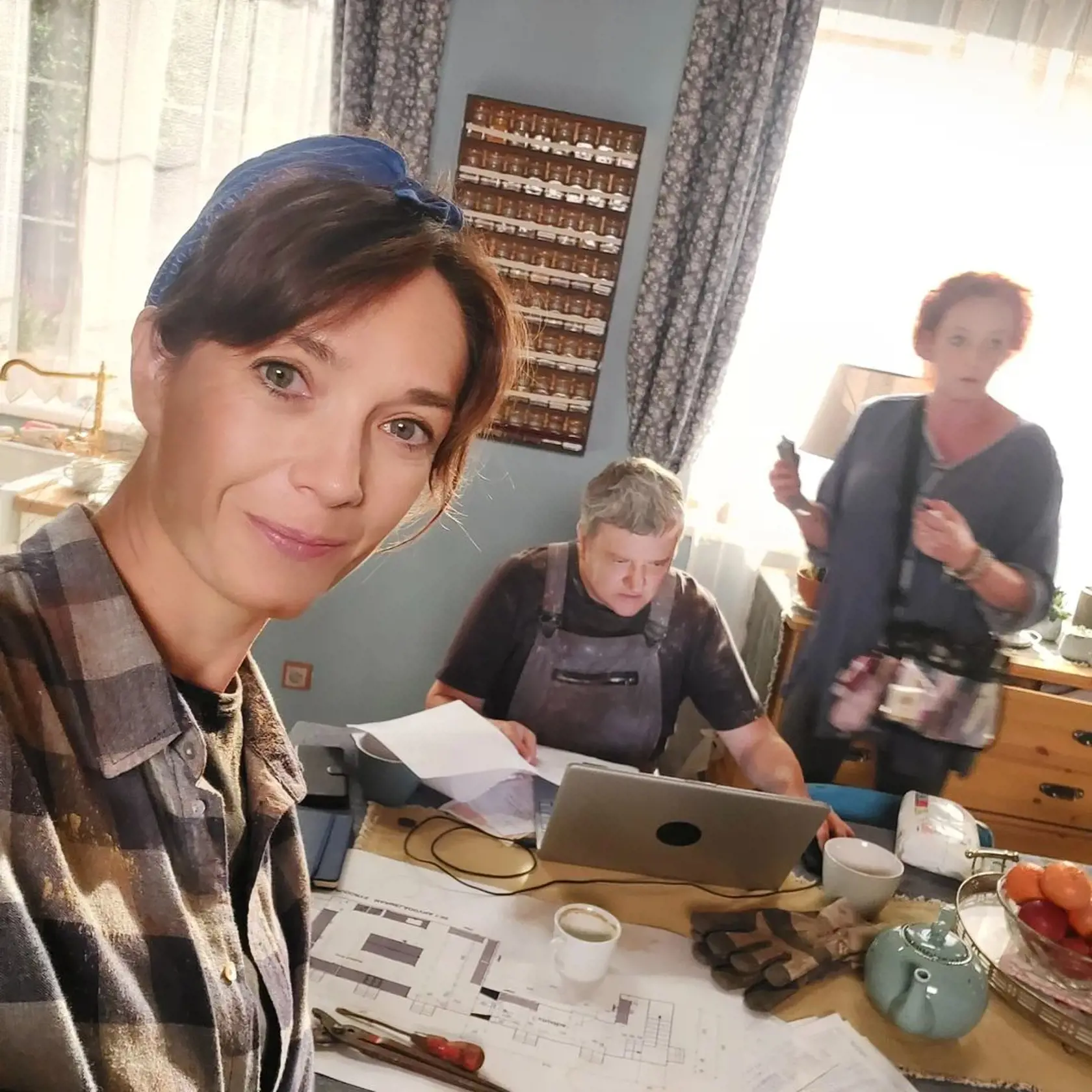 Selfie z marmeládovne. V seriáli jedna rodina má Tereza špeciálne zamestnanie - varí marmelády.
