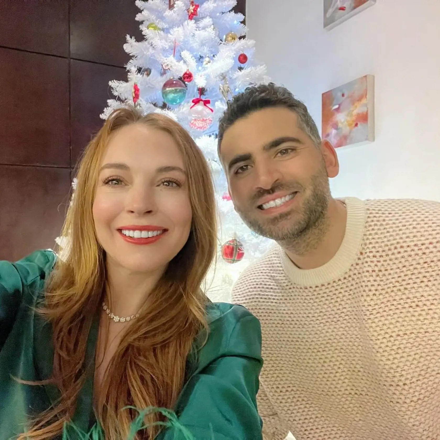 Lindsay Lohan sa pomaly vracia na scénu.