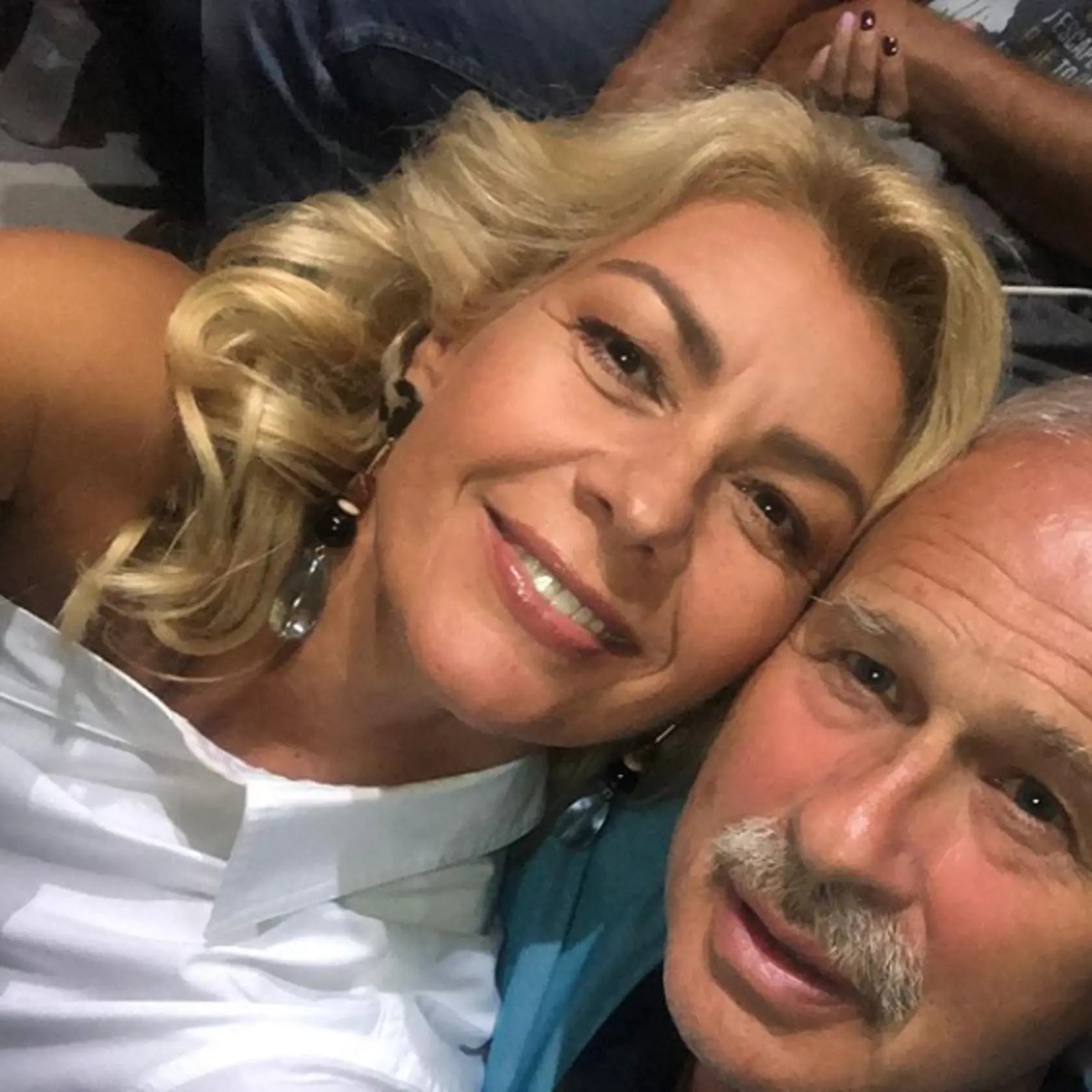 Moderátorka Sylvia Barta s manželom.