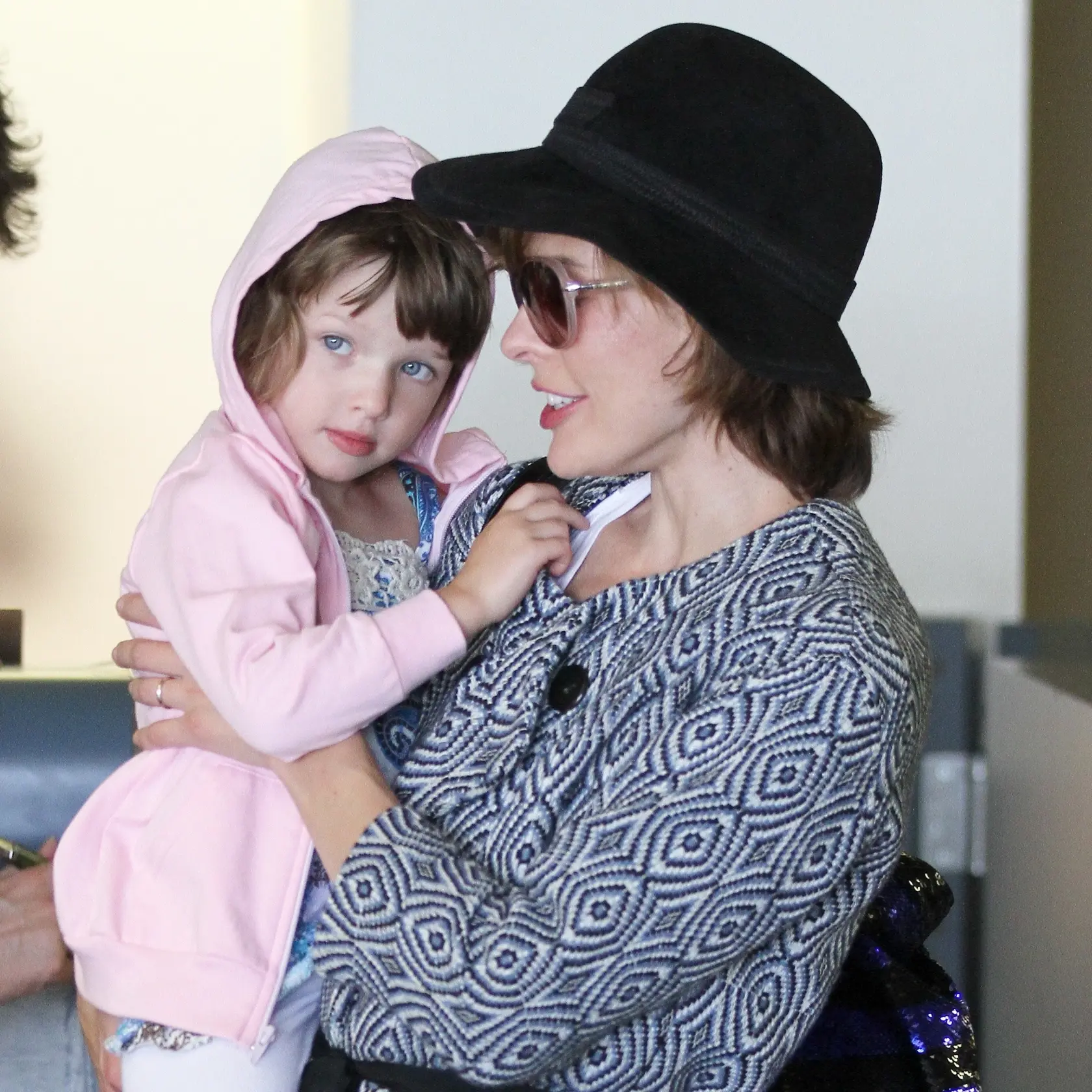 Milla Jovovich sa tiež stretla s Terchovčanom Jozefom Mičom.