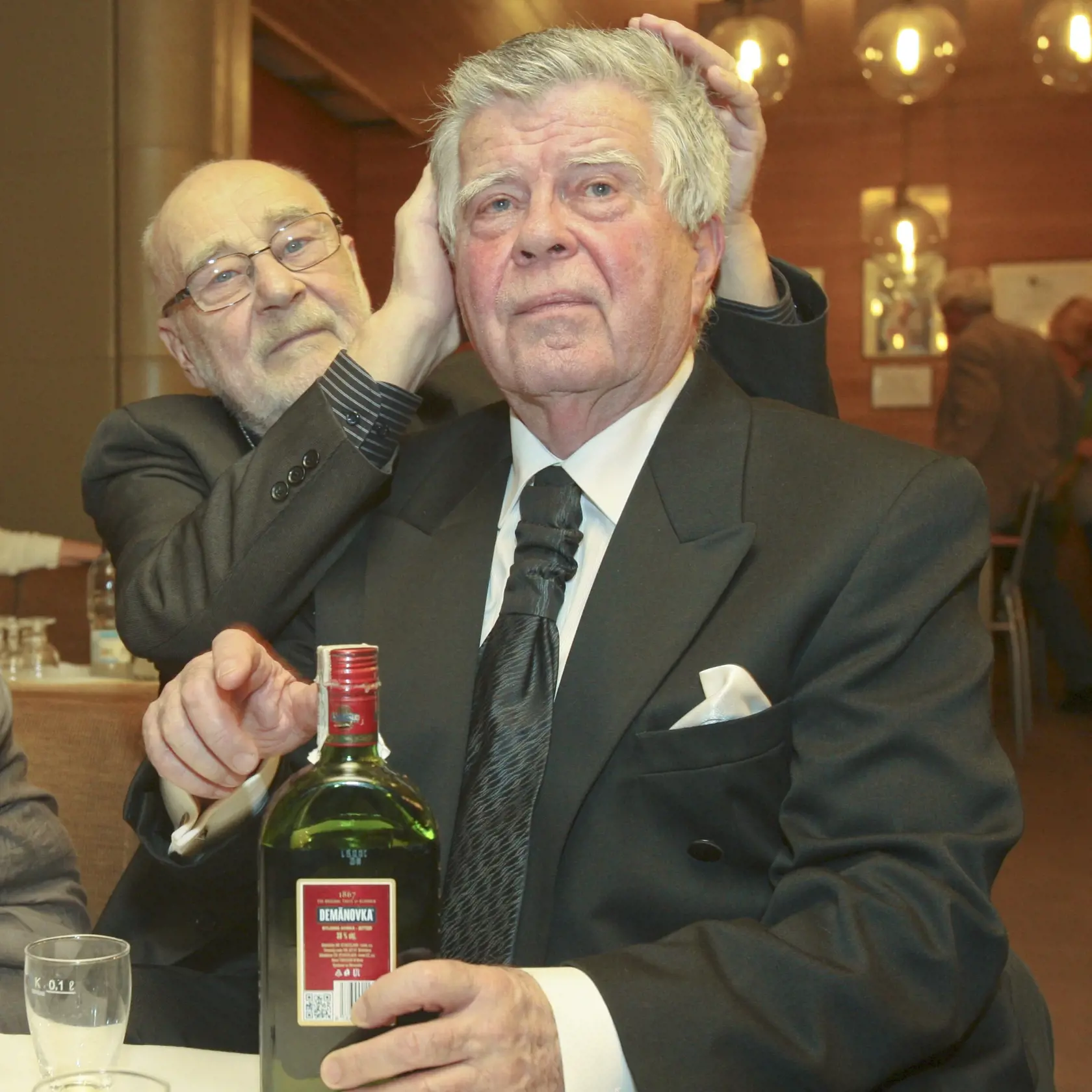 Krst knihy Olda Hlaváčka ,, Naša dobrá kapela " v klube slovenských spisovateľov