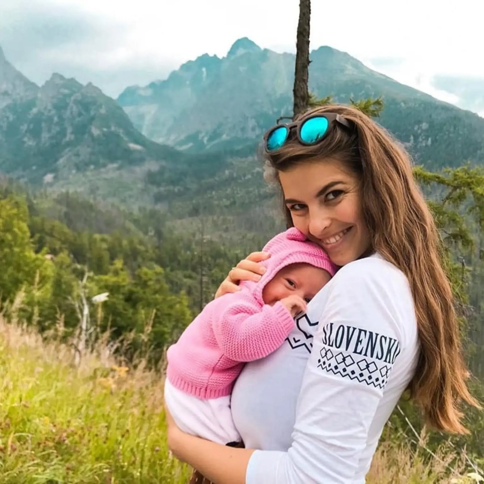 príkladom toho, že do hôr sa dá vybrať aj s bábätkom je aj mamička Janka Fetková
