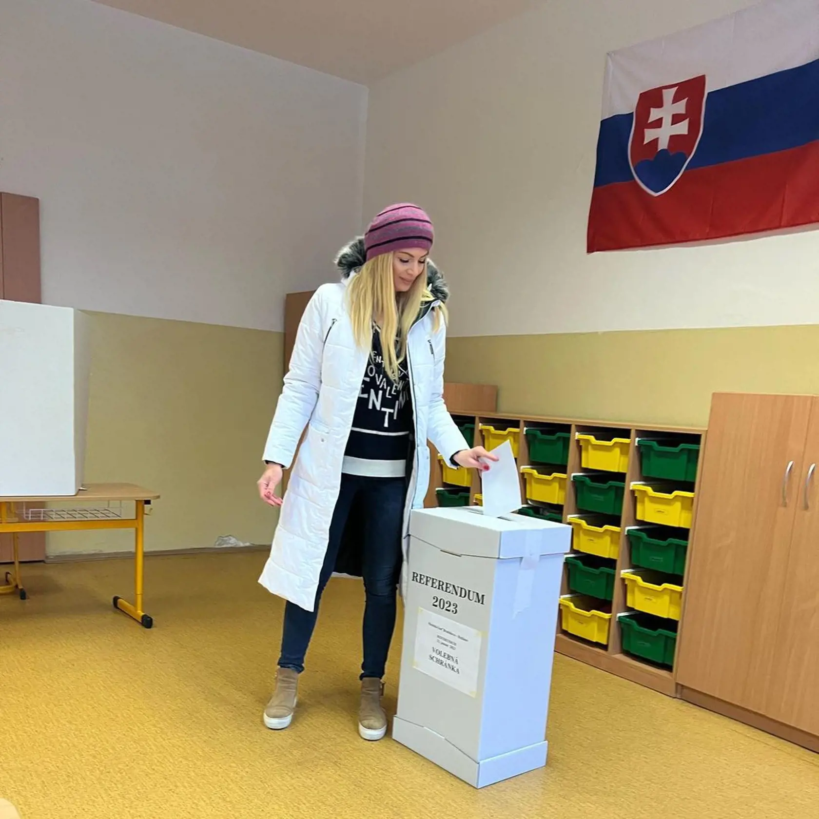 "Povinnosti splnené 💪 ide sa za zábavou 👉 🏂❄️⛄️," napísala moderátorka Marianna Ďurianová.