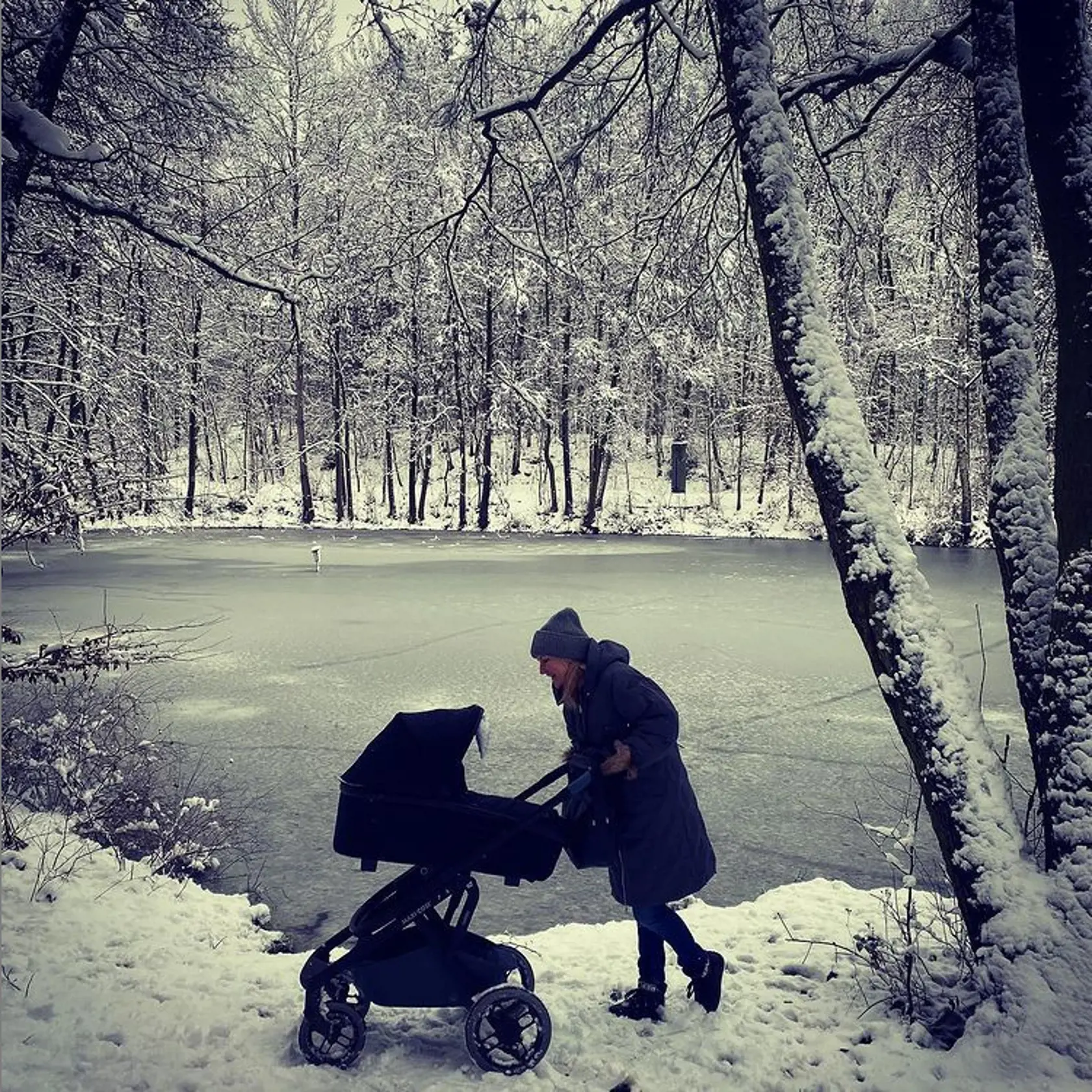 Vendula Pizingerová sa teší zo svojho synčeka. Jej malý princ rastie ako z vody!
