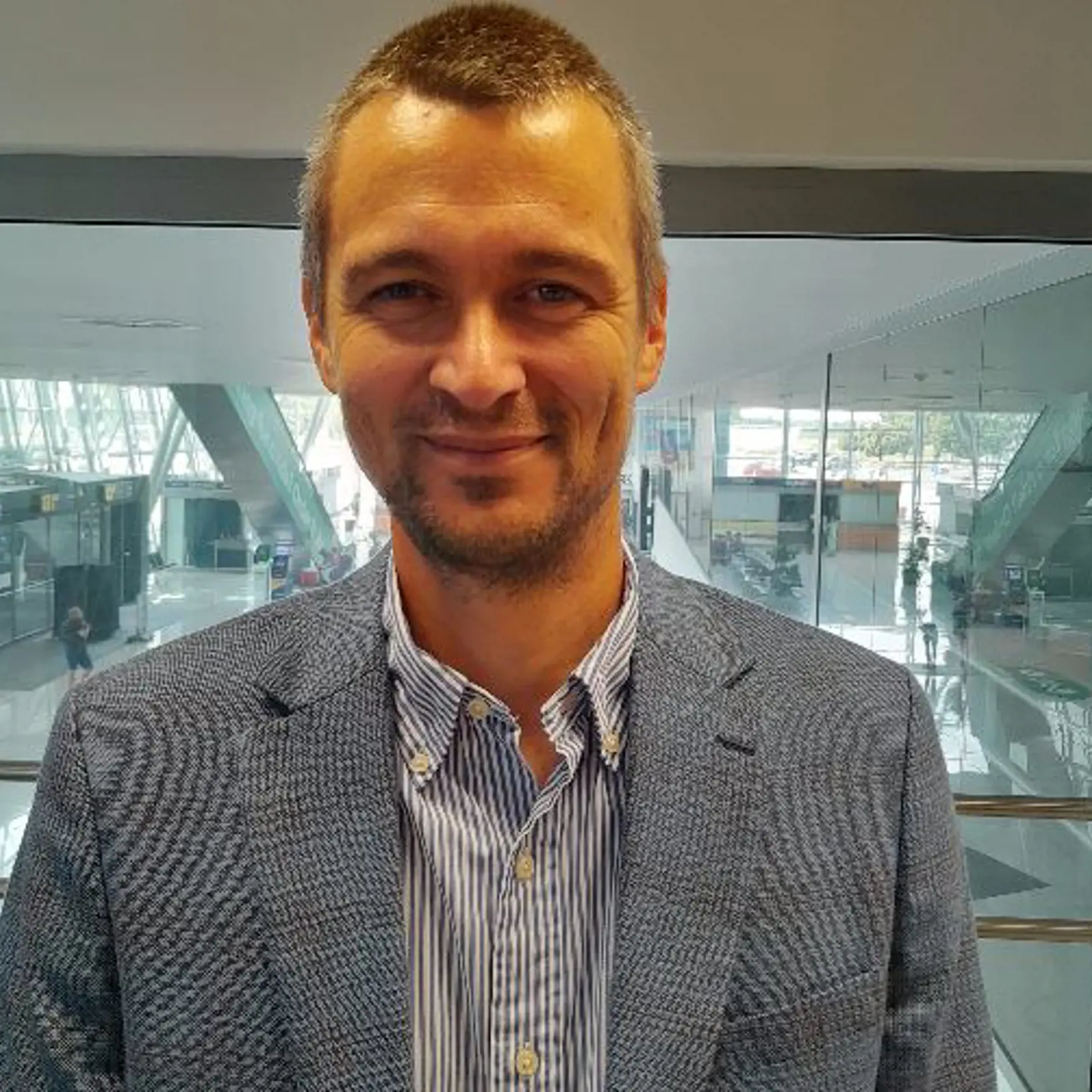 Riaditeľ odboru rastlinnej výroby MPRV SR Juraj Pénzeš radí nenosiť si z dovolenky žiadne rastlinné suveníry, zoznam tých zakázaných je dlhý.