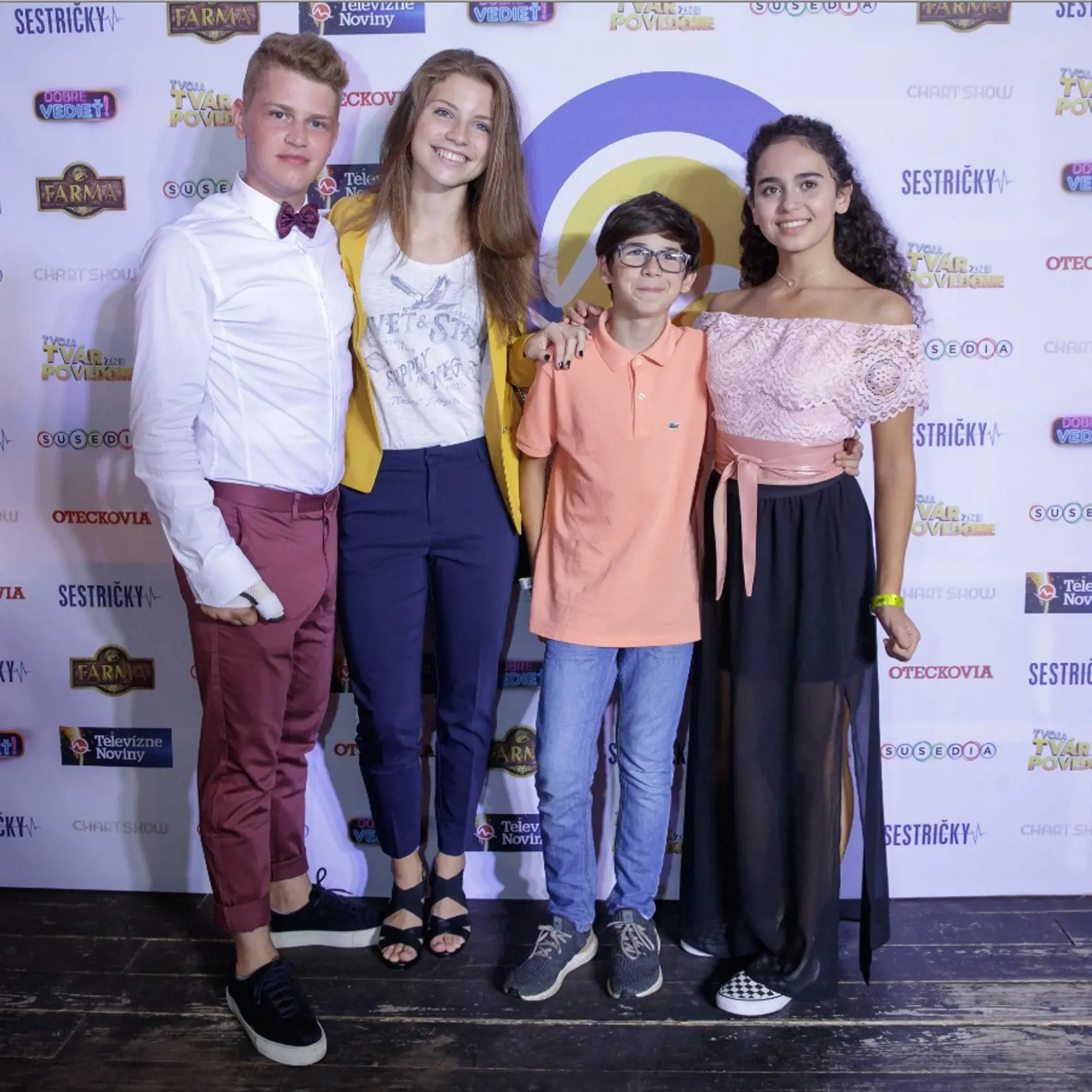 Seriál OTECKOVIA sledujú všetky generácie - od školákov cez tínedžerov, rodičov až po dôchodcov.