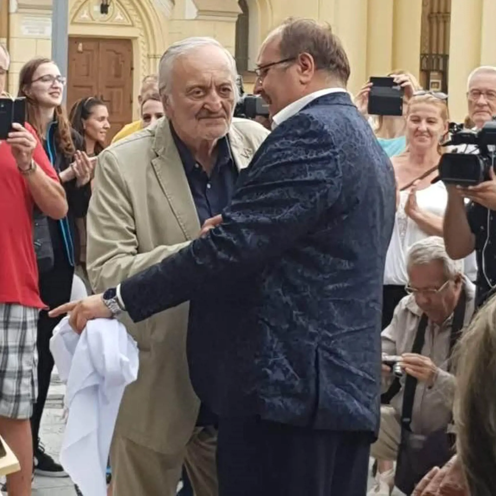 Slovensko prišlo v Milanovi Lasicovi o jedného z najvýznamnejších umelcov.