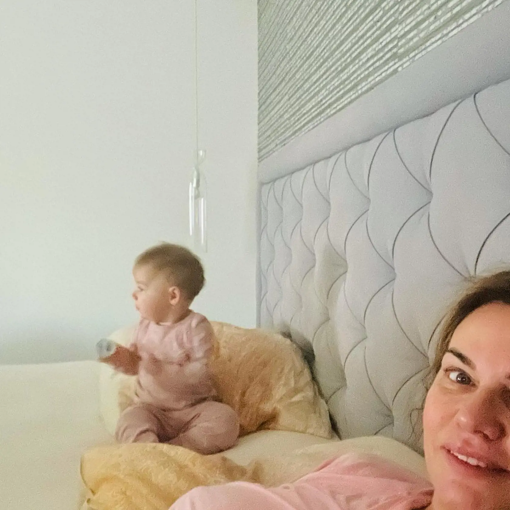 Monika Beňová s dcérou Leou.