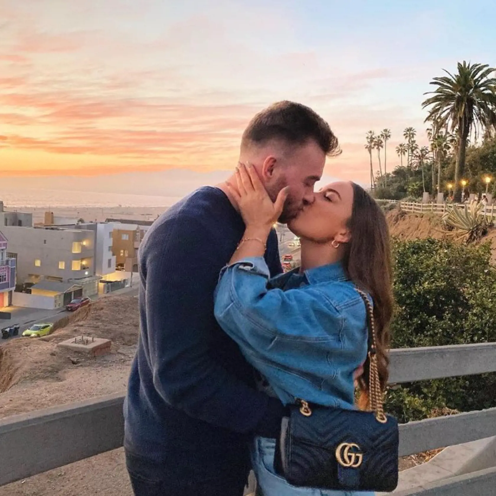 Hailie Jade Mathers na instagrame oznámila radostnú novinu. Počas víkendu sa zasnúbila.