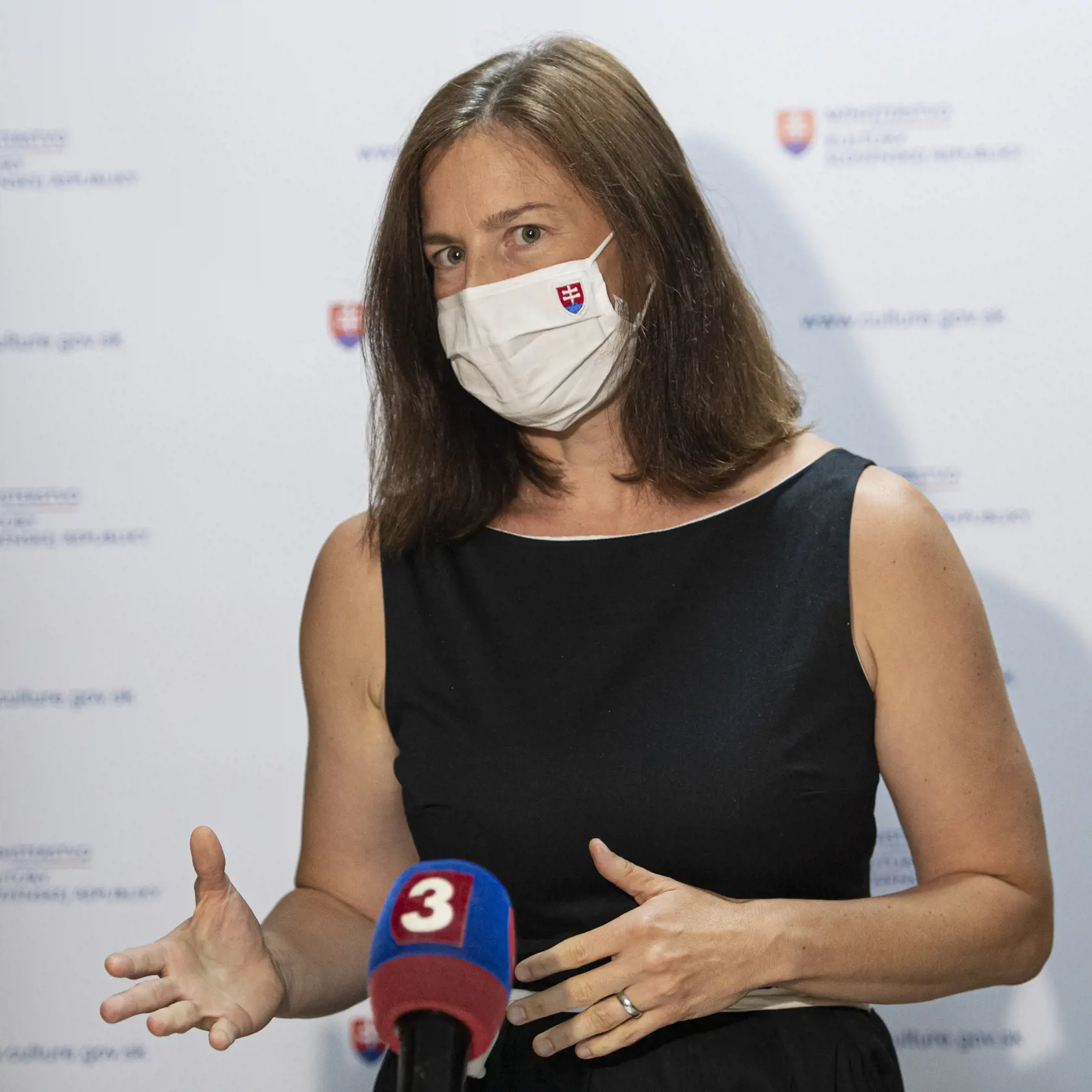 Na snímke ministerka kultúry SR Natália Milanová počas tlačovej konferencie na tému Mimoriadna pomoc nezávislej kultúre. Bratislava, 15. augusta 2020 FOTO TASR - Michal Svítok