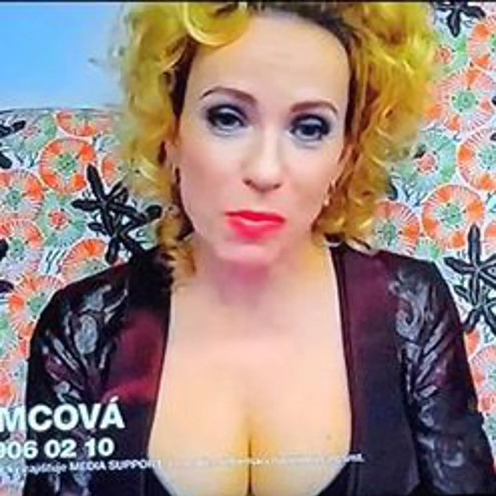 Mórová vytasila dekolt, no tento jej outfit bol súčasťou predstavenia, ktoré mala v ten večer.