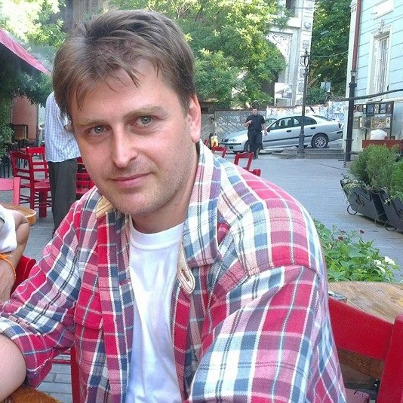 Jakov Džugašvili, Stalinov pravnuk, je výtvarným umelcom. Študoval v Glasgowe a žije v Gruzínsku.