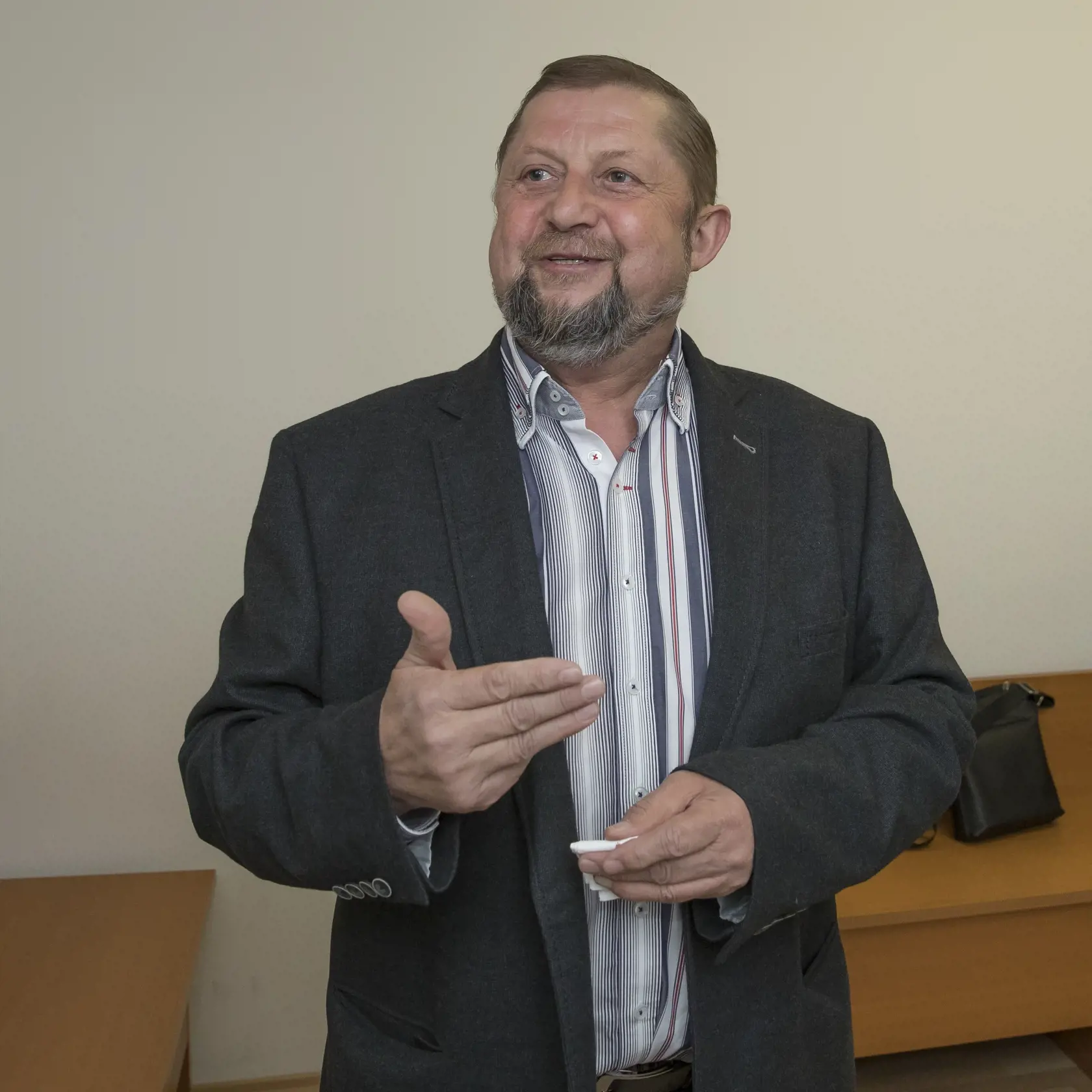 Pokracovanie disciplinarneho konania voci sudcovi najvyssieho sudu Stefanovi Harabinovi iniciovane predsednickou najvyssieho sudu Danielou Svecovou. Na snimke je Stefan Harabin.