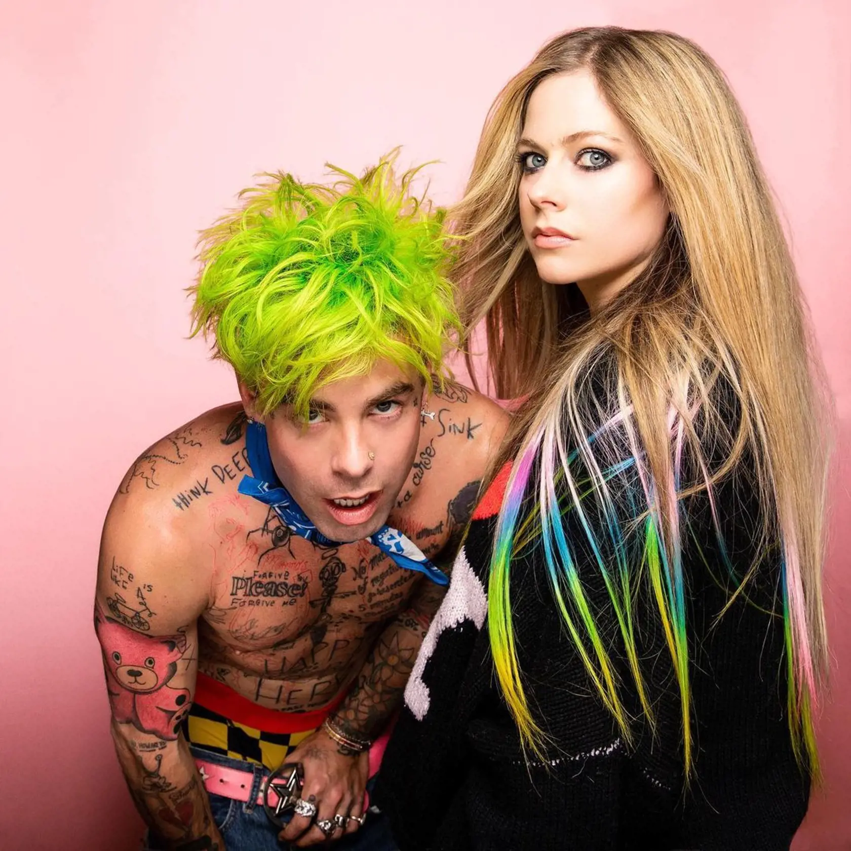 Avril Lavigne a Mod Sum