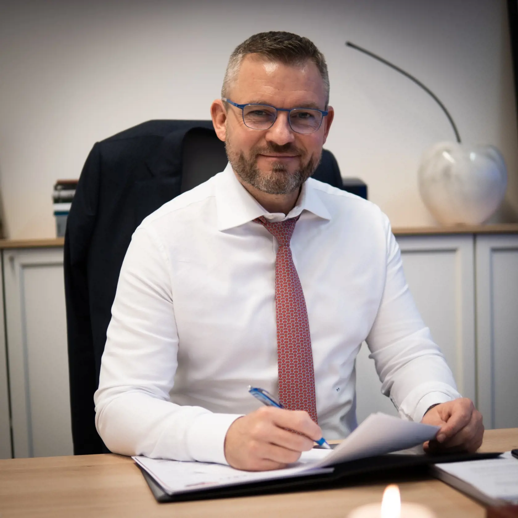 Peter Pellegrini: "Dlho som okuliare nepotreboval, do diaľky vidím ako jastrab, ale na blízko, žiaľ, nie.