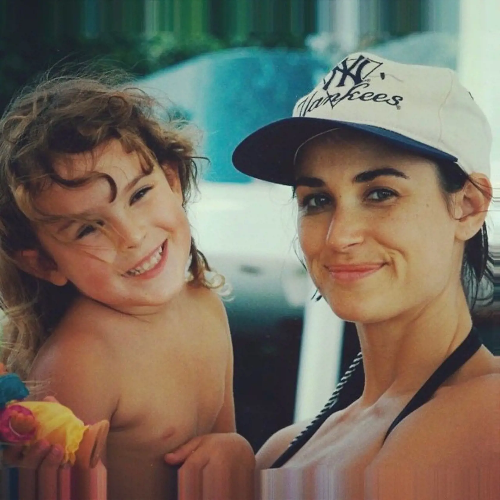 Malá Rumer s mamou Demi Moore