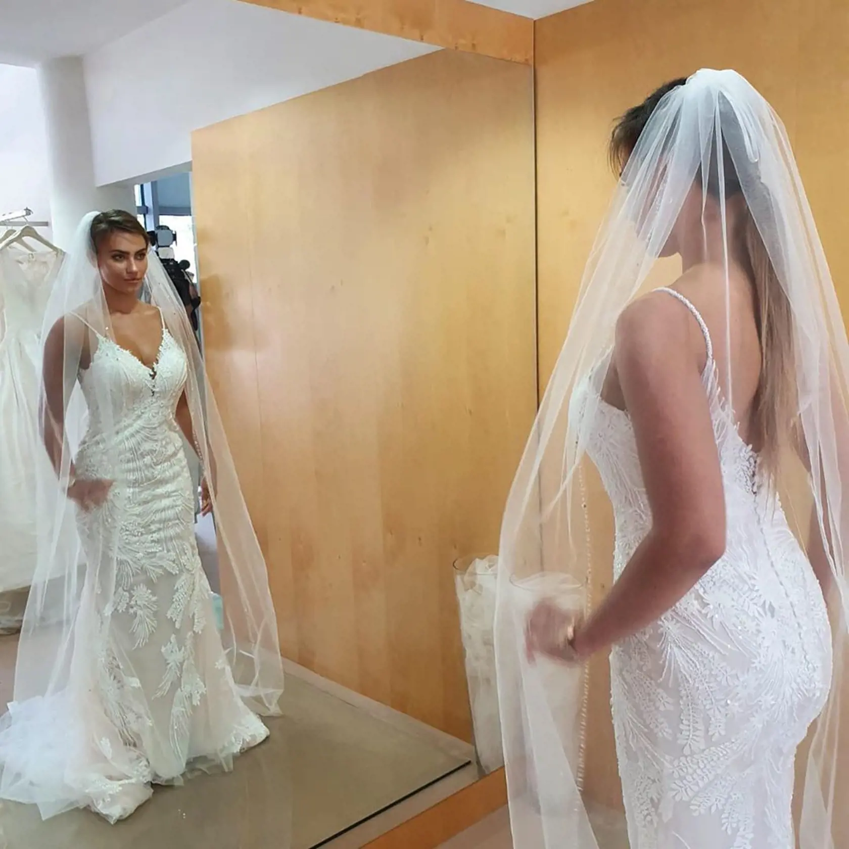 Samova exmanželka Sophie.