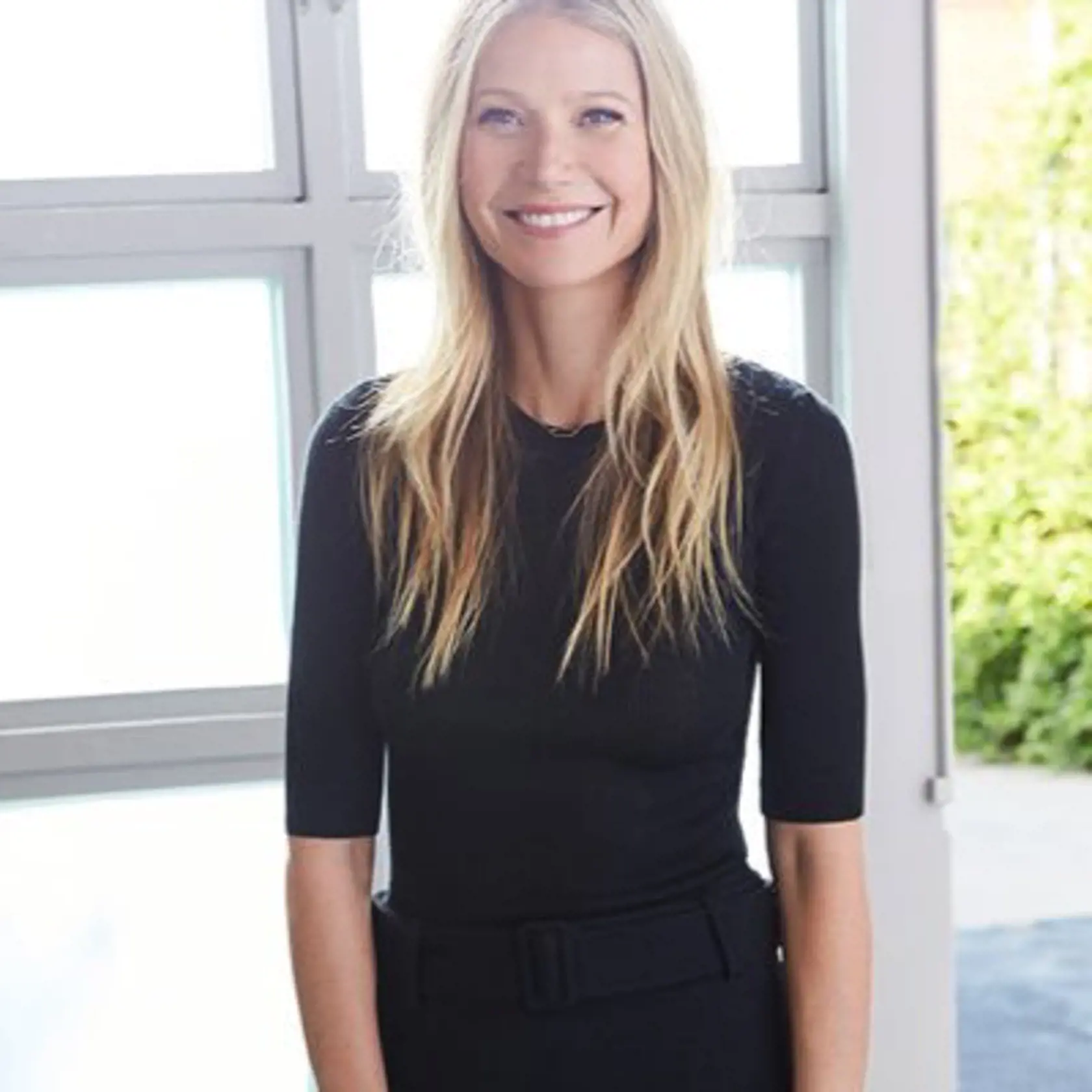 Gwyneth je prirodzene krásna žena.