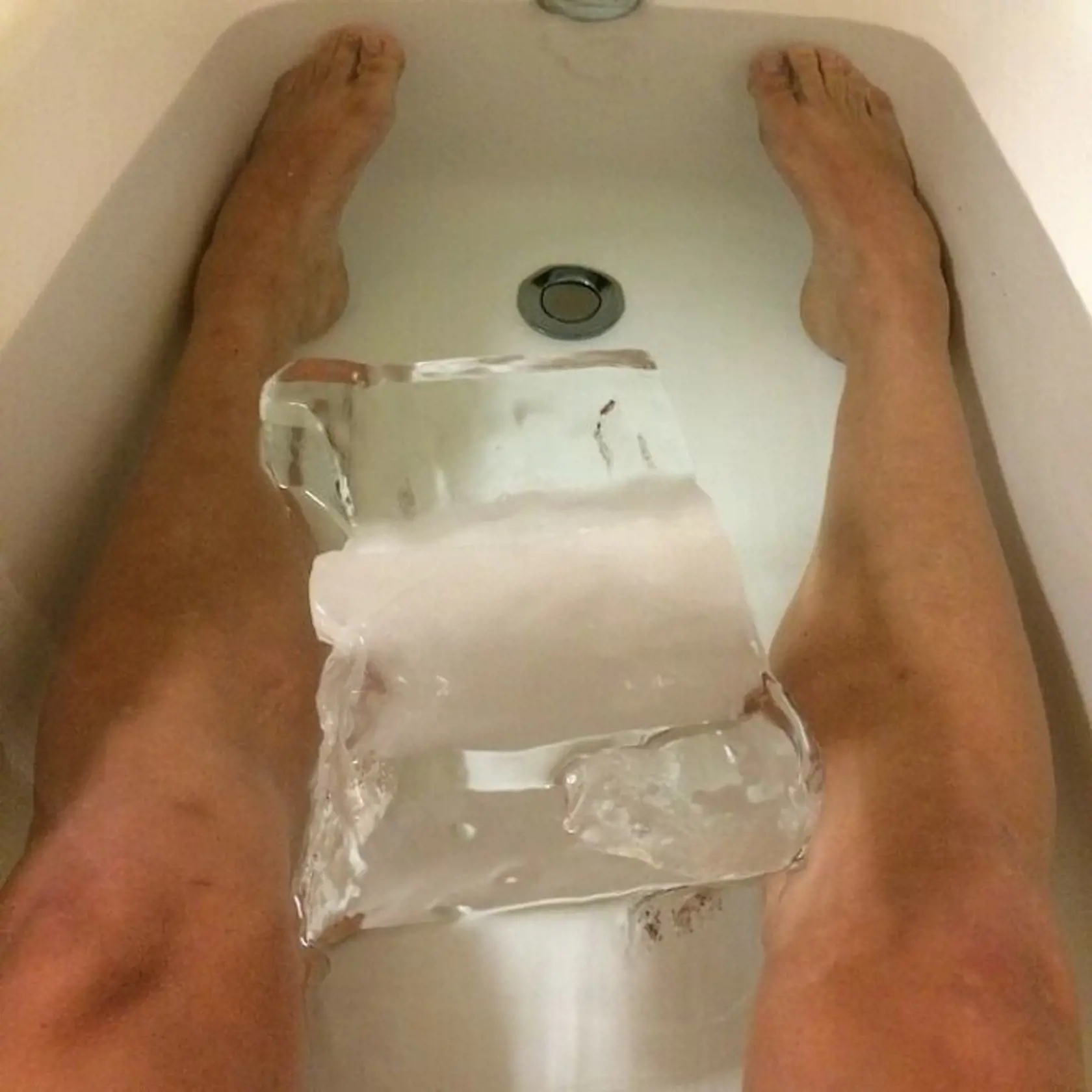 Terapia ľadom uľavuje od bolesti po namáhavom tréningu.